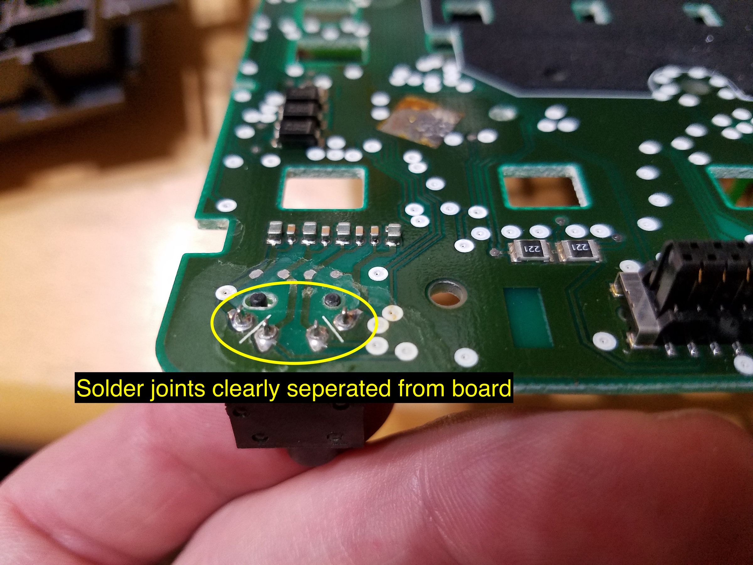 Repair Radio Aux Jack / Add Media Bluetooth Receiver Behind Dash 6