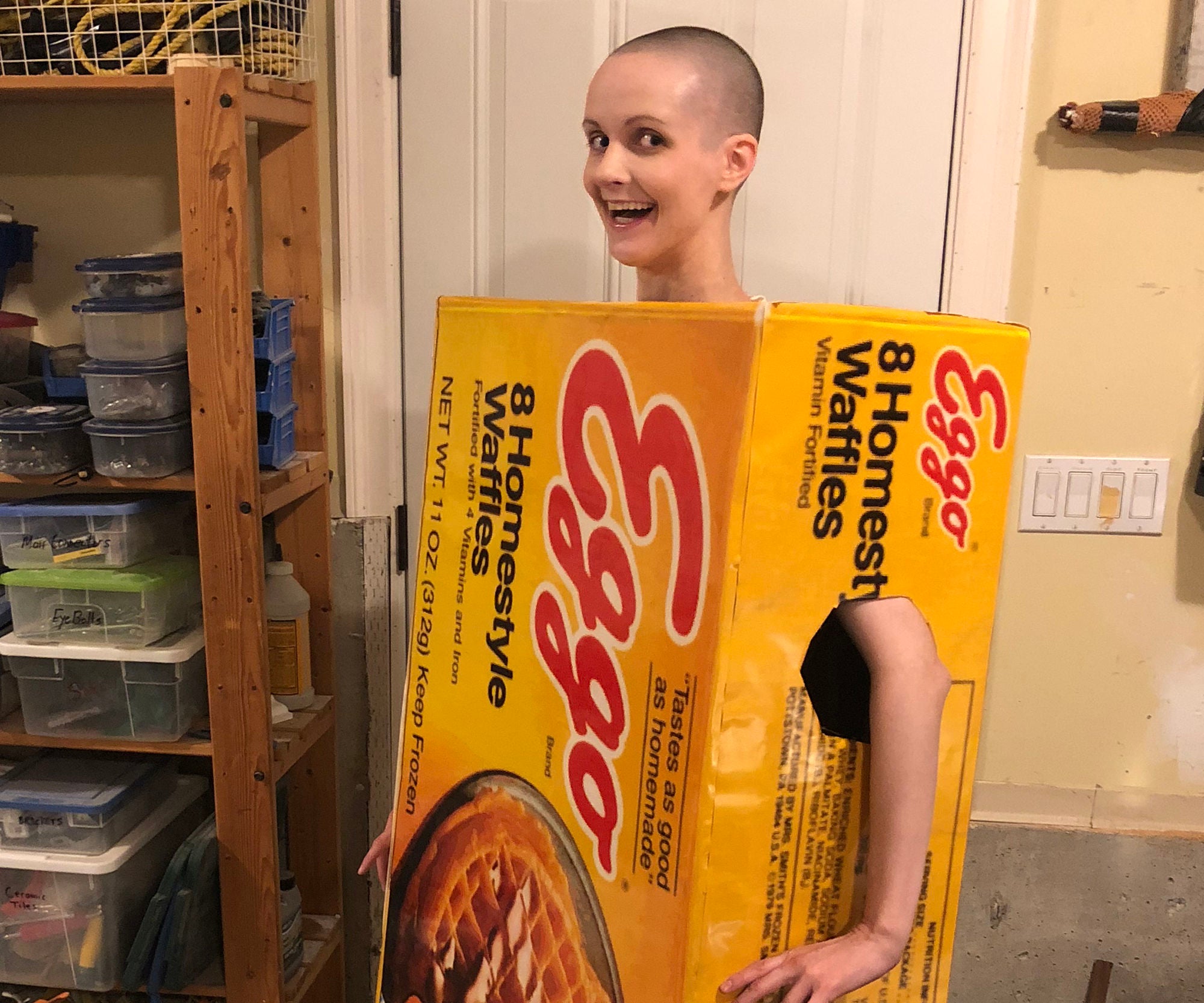 Stranger Things Eggo Waffle Box Costume 4 Steps (with Pictures