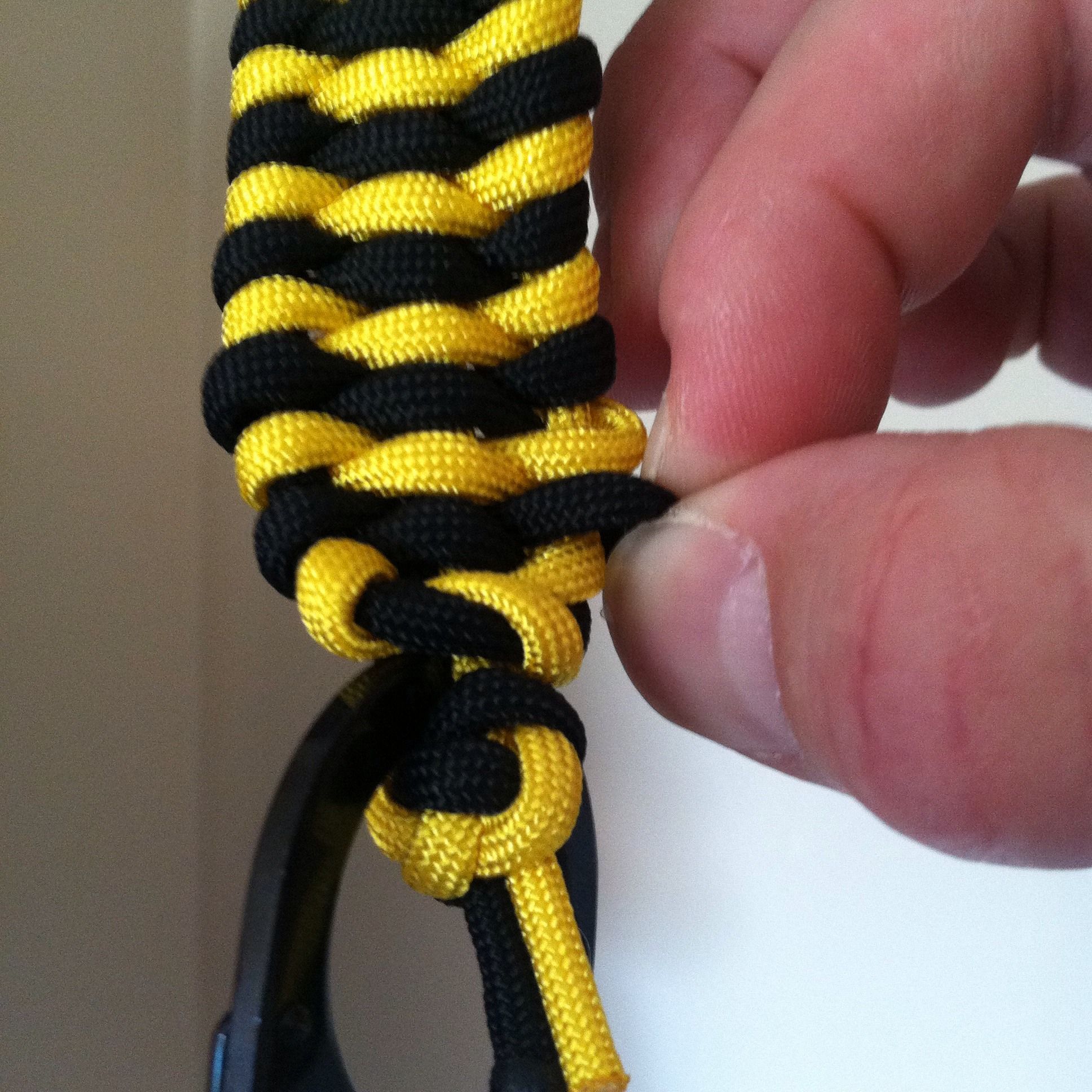 Ladder Bracket Or Trilobite Paracord Bracelet 8 Steps Instructables