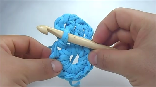 How to Crochet a Six-Petal Flower : 12 Steps (with Pictures ...