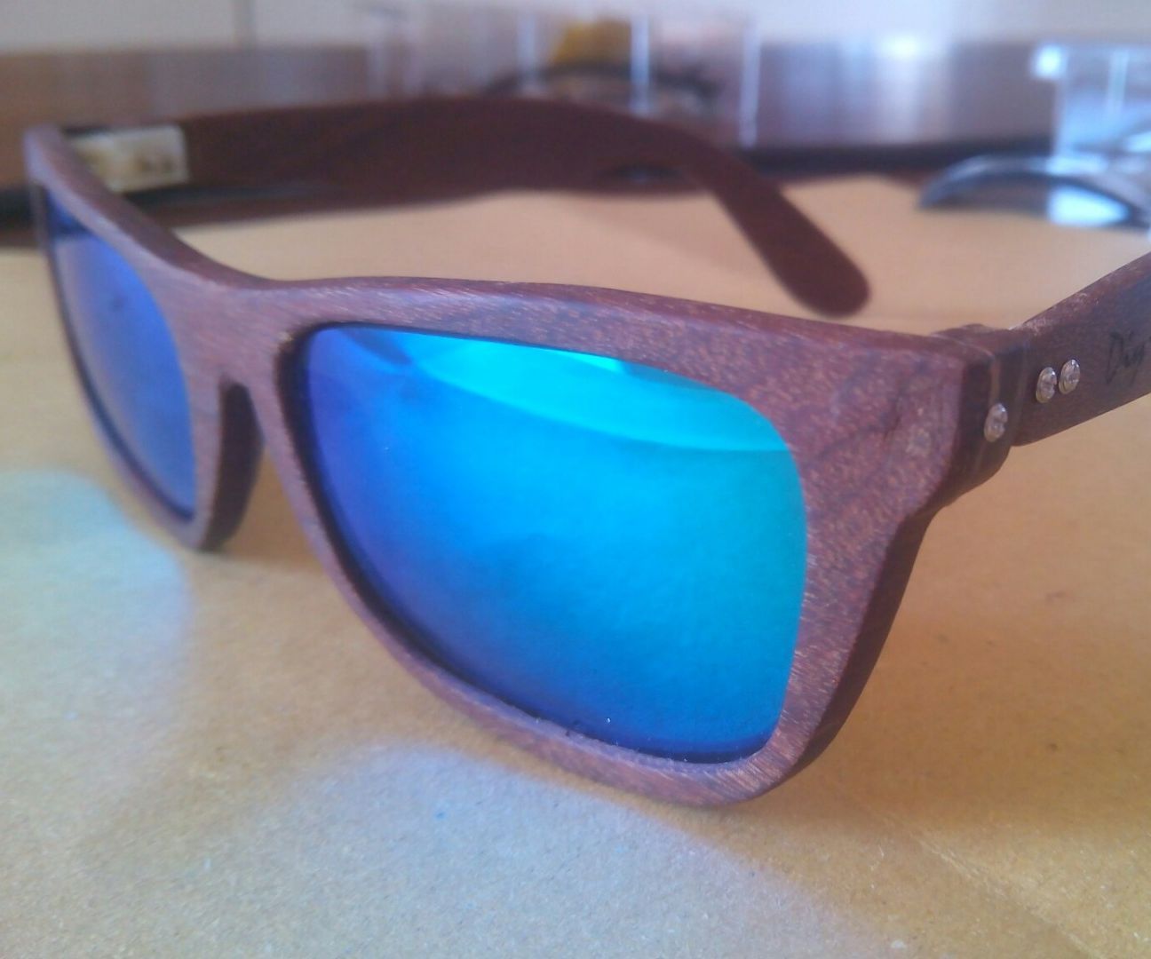 Diy-Ban - the Wooden Sunglasses