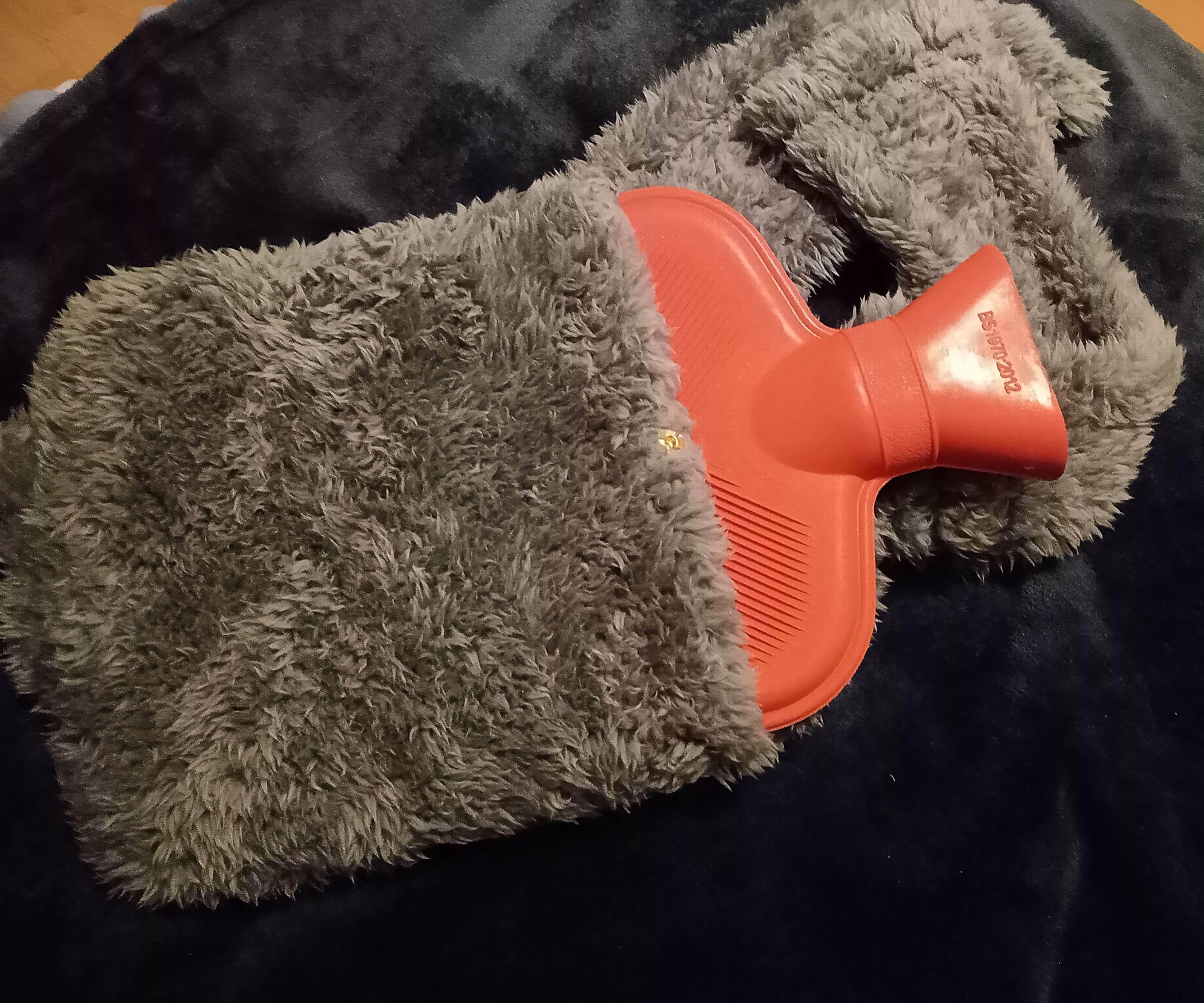 Fluffy Hot Water Bottle Cover and Back Warmer 12 Steps (with Pictures