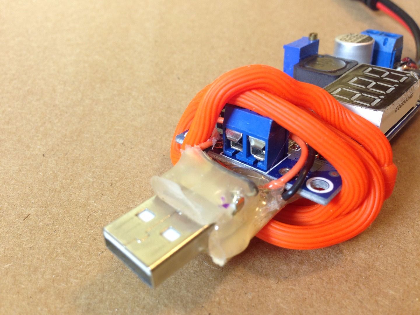 Portable Laptop Charger (Cheap and Easy) 5 Steps (with Pictures