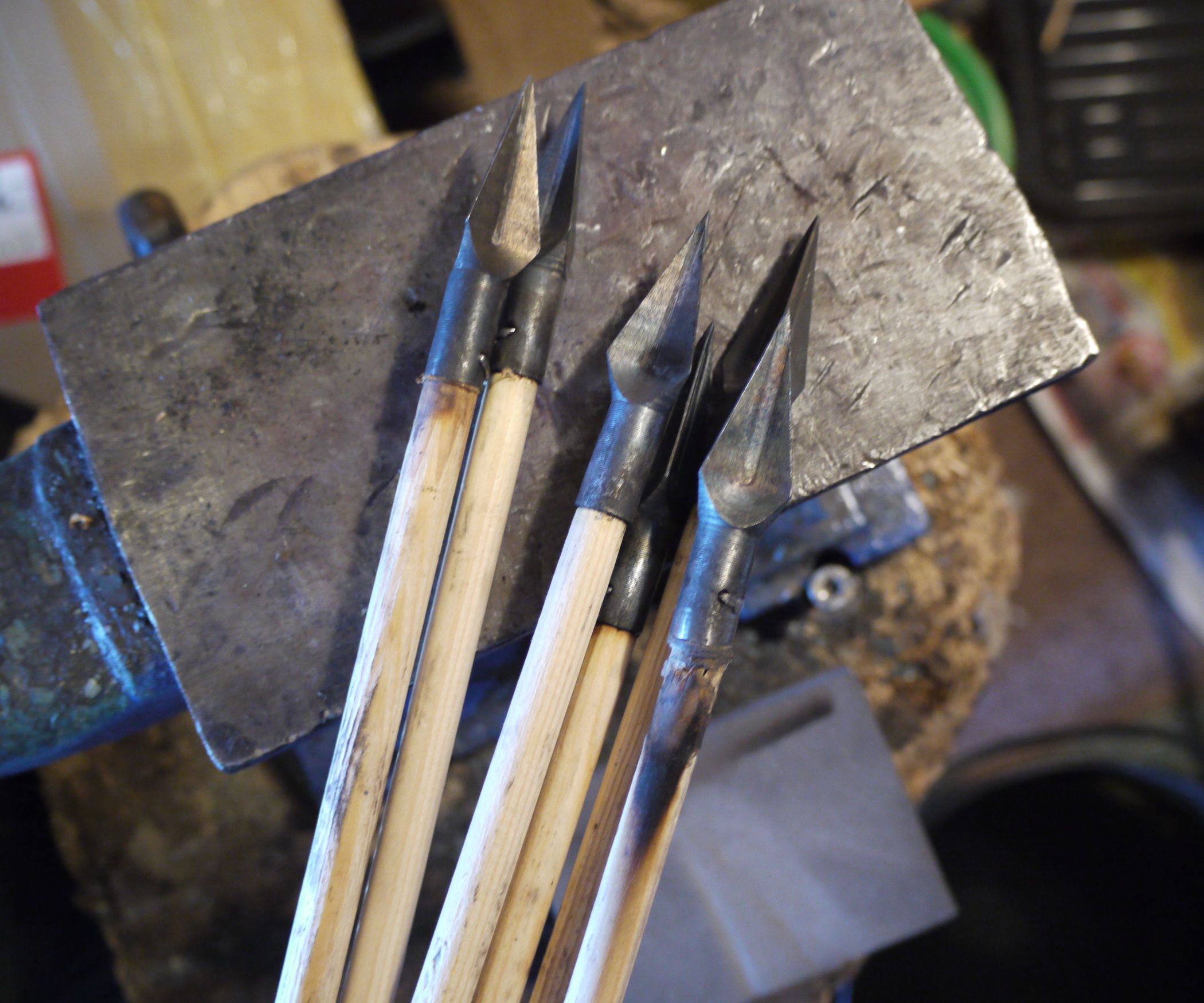 How to Affix Arrowheads to a Shaft 5 Steps (with Pictures