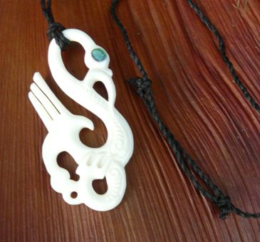 Adjustable Knots for Maori Necklaces 