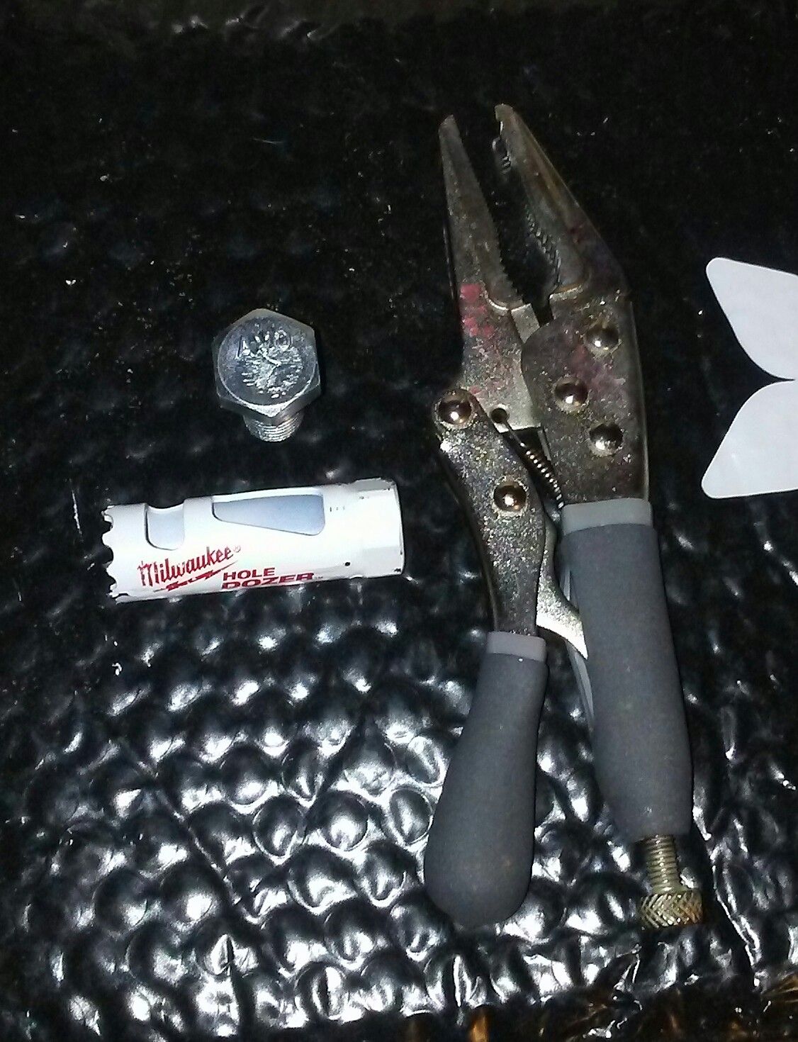 Using Hole Saw Without Arbor 3 Steps Instructables