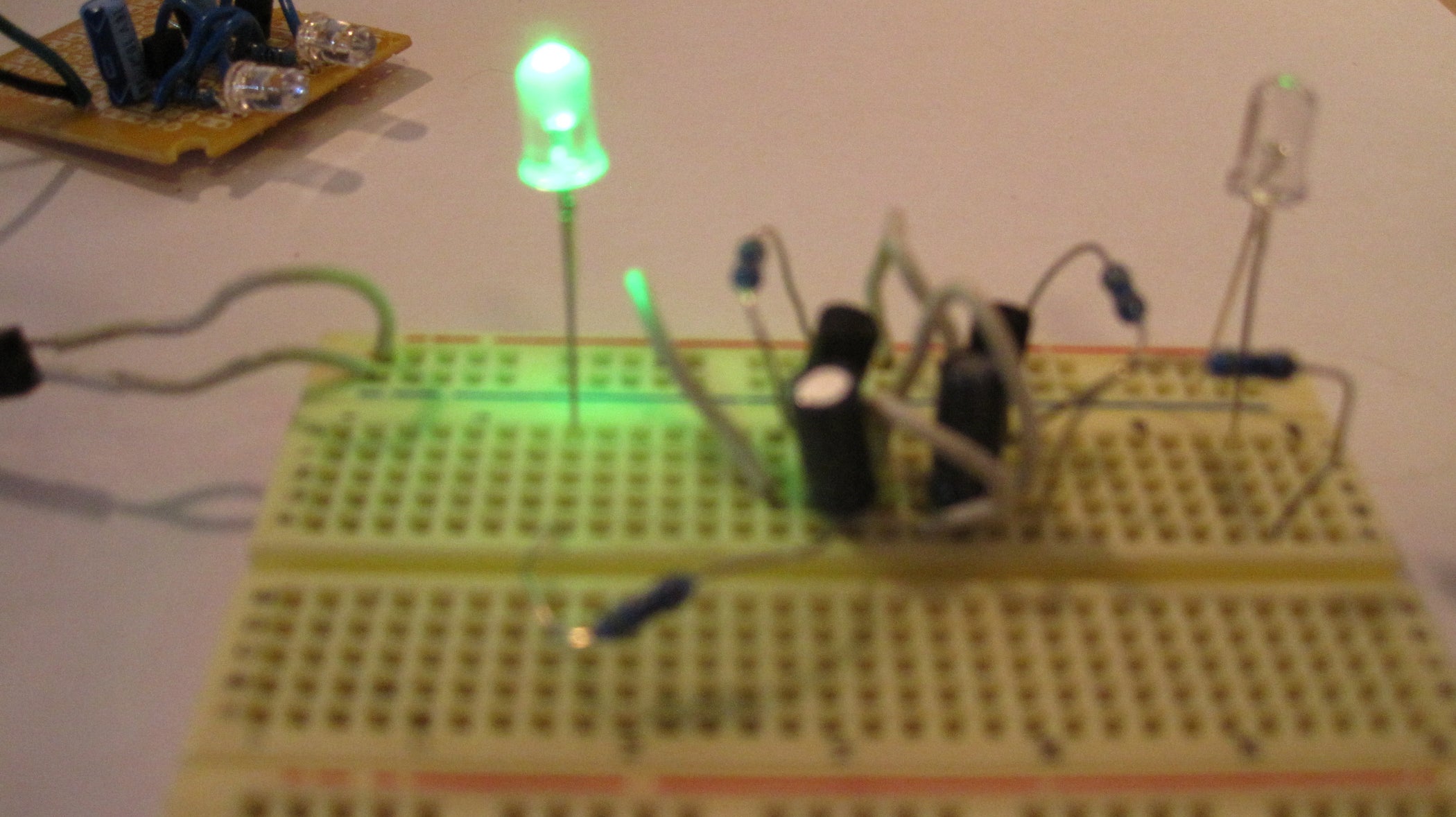 Two Transistor LED Flasher Circuit 5 Steps Instructables