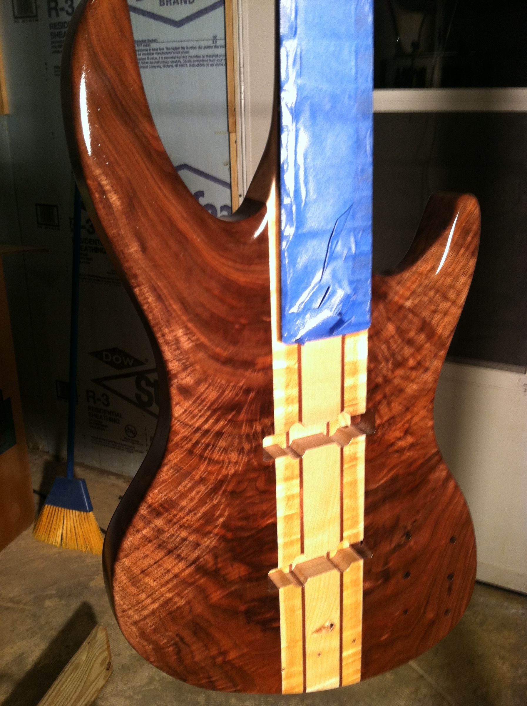 Building My First Bass Guitar 22 Steps (with Pictures) Instructables