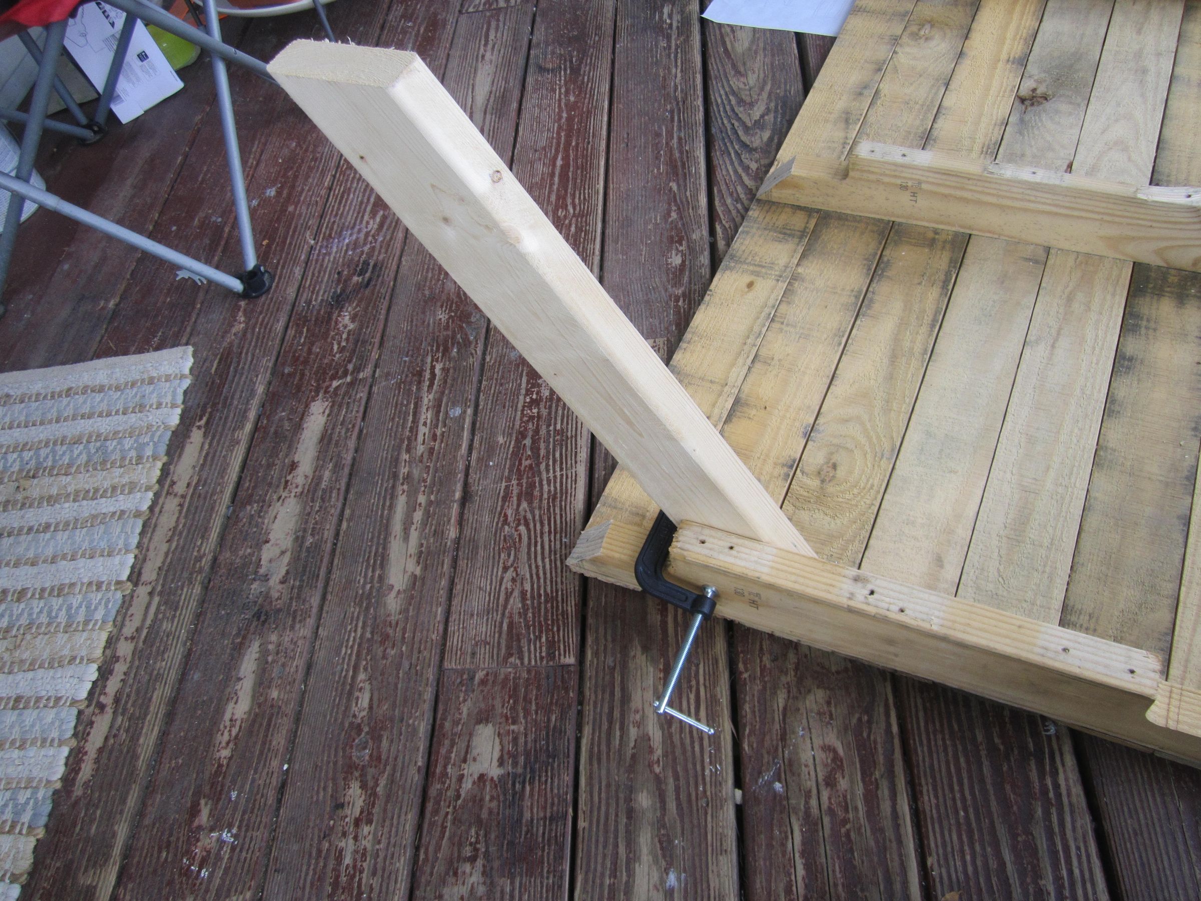 Kid's Pallet Picnic Table 7 Steps (with Pictures) Instructables