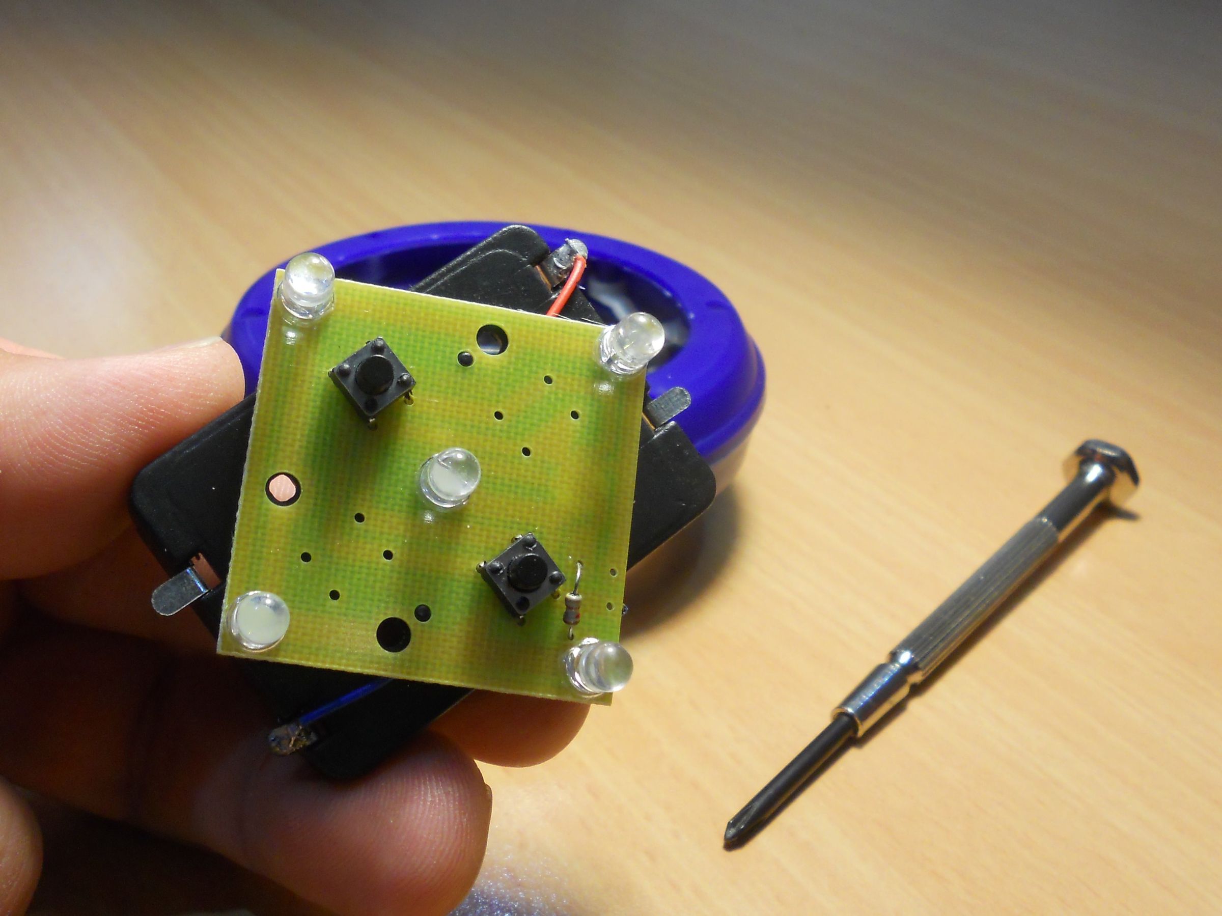 Convert a Battery Powered LED Lamp to USB Power. 5 Steps Instructables