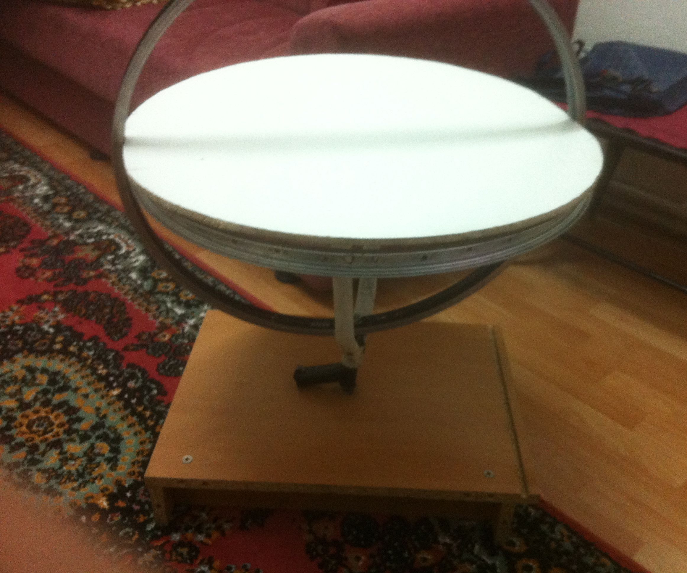 DIY guide for Coffee Table Made From Bicycle Rims with step-by-step instructions