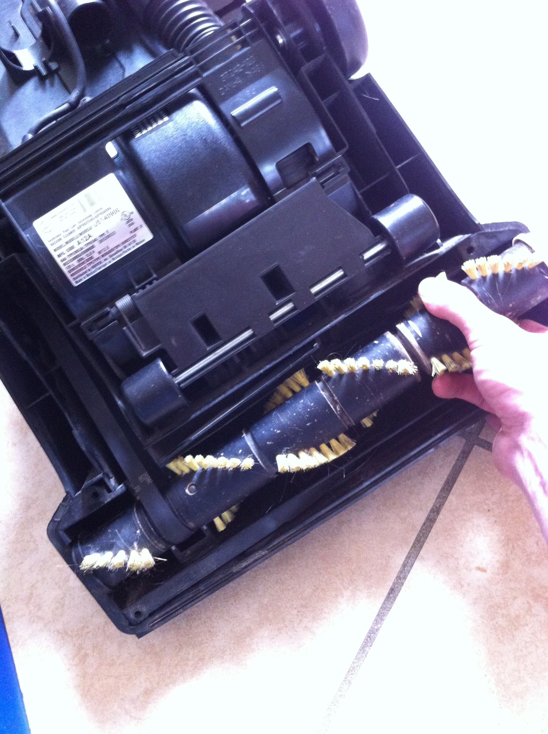 Change Belt on Hoover Tempo Vacuum 6 Steps Instructables