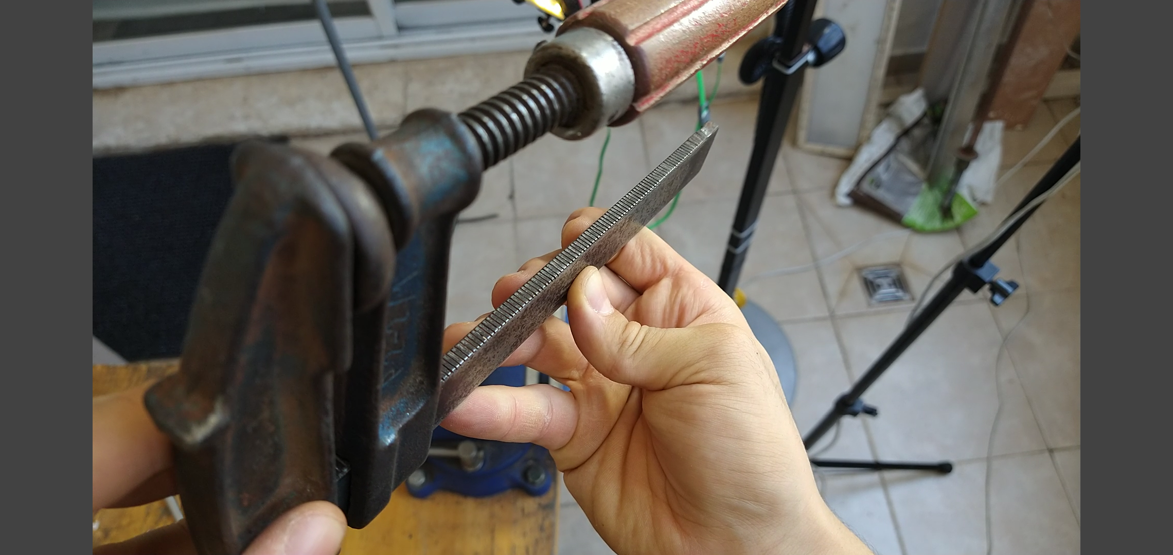 Top 10 Ways to Cut Metal Without an Angle Grinder! 11 Steps (with