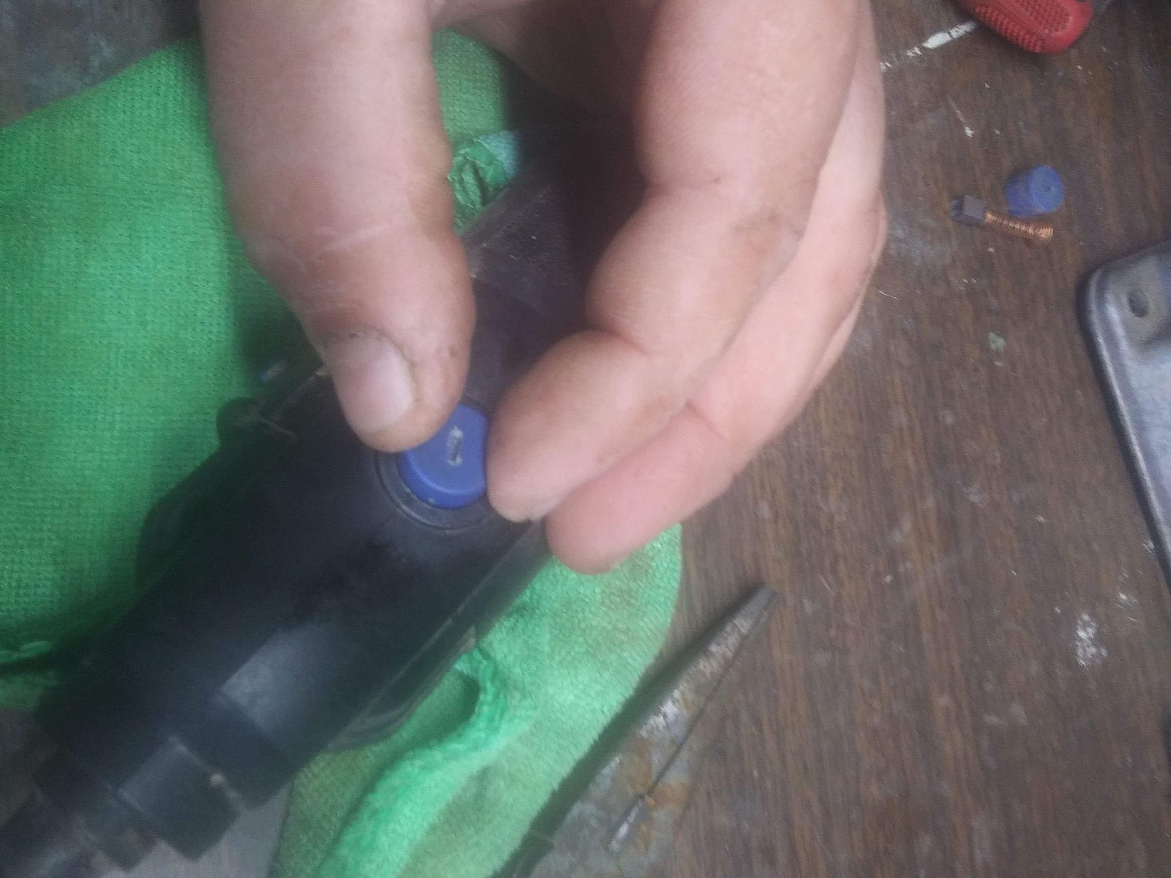 How to Restore an Old Dremel Tool and Replace Brushes 7 Steps