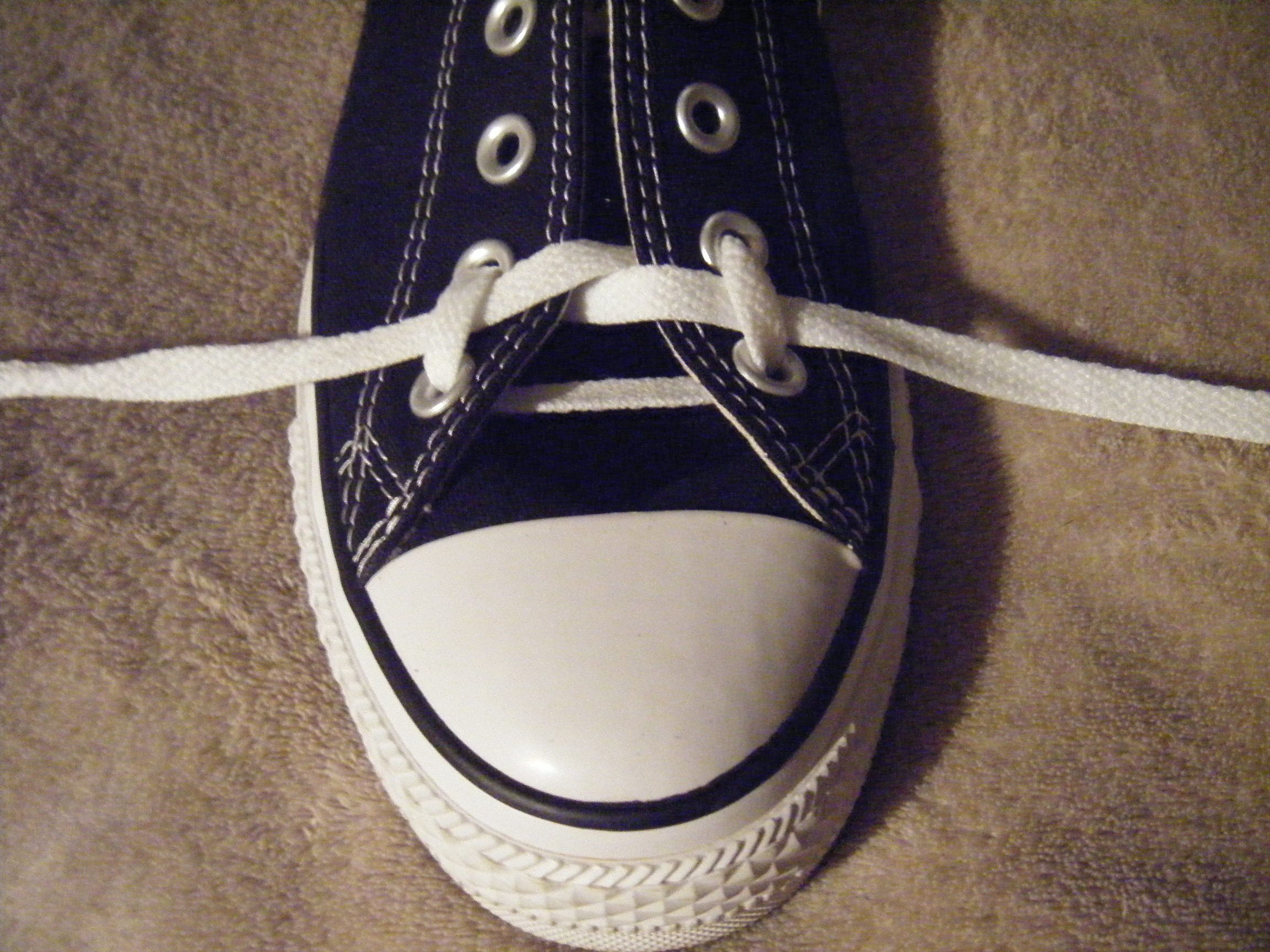 How to Ladder Lace Your Shoes 7 Steps Instructables