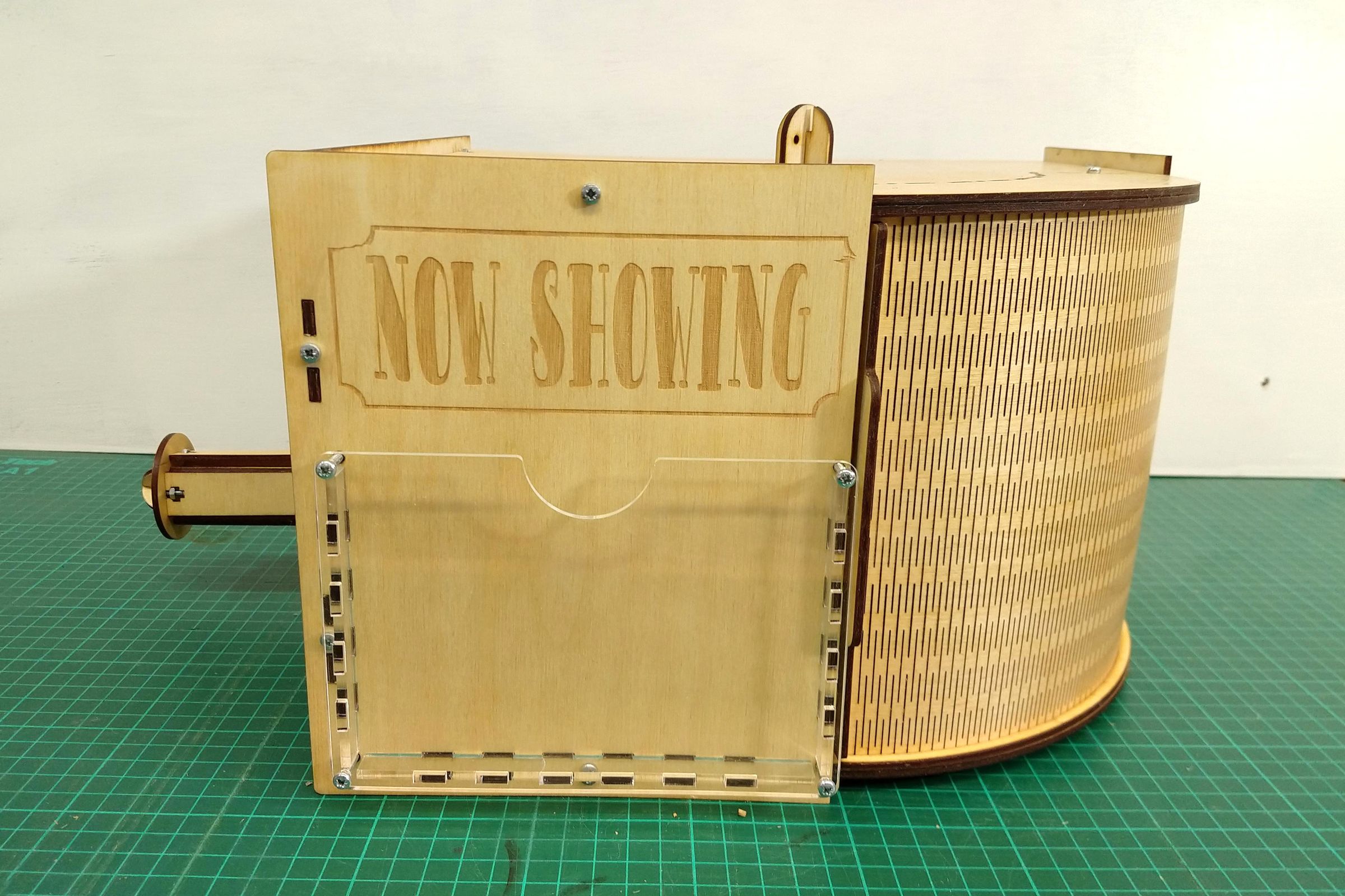 Laser Cut Zoetrope 6 Steps (with Pictures) Instructables
