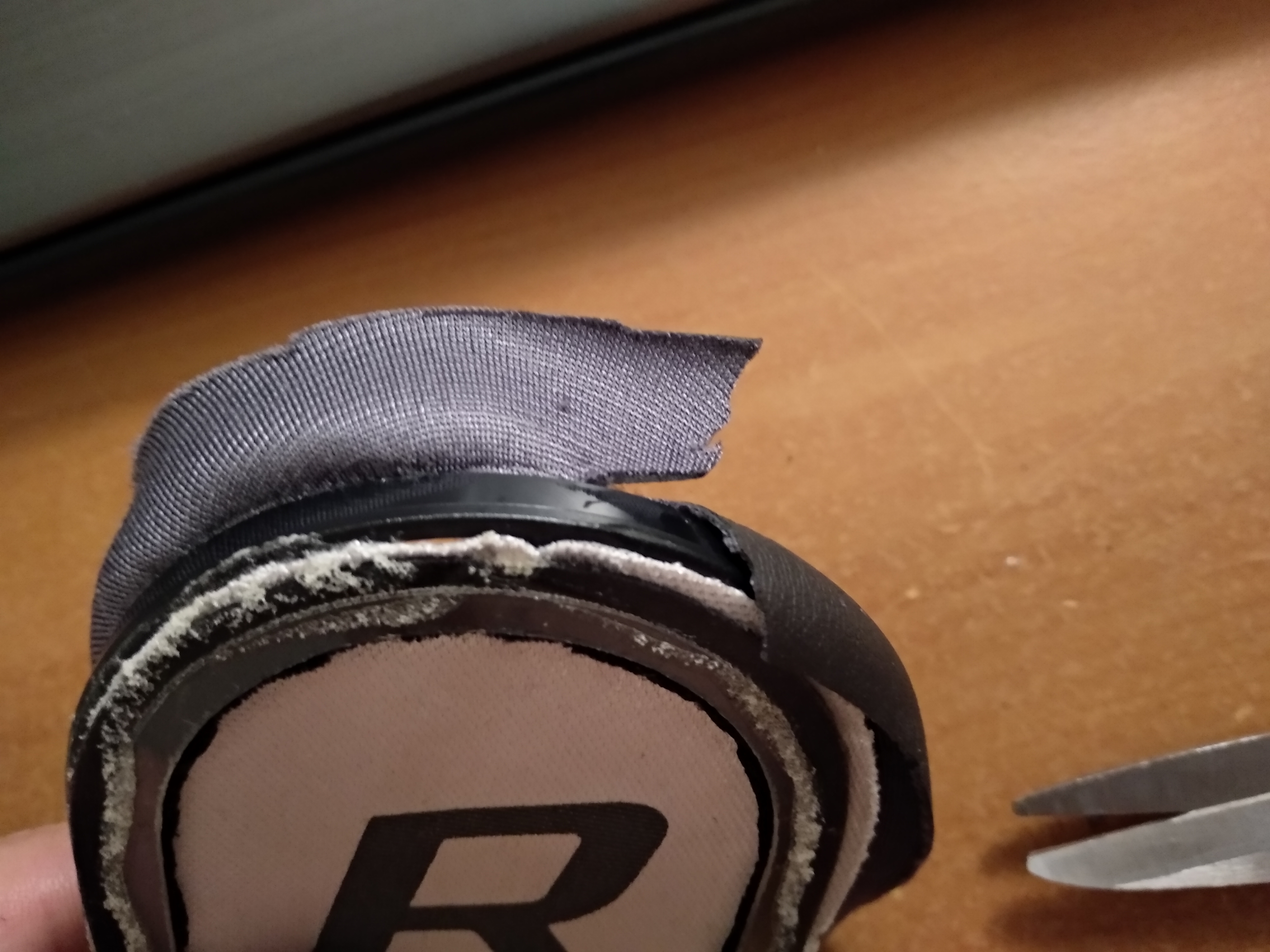 Plantronics Backbeat Pro 2 Gel Earpads 5 Steps Instructables