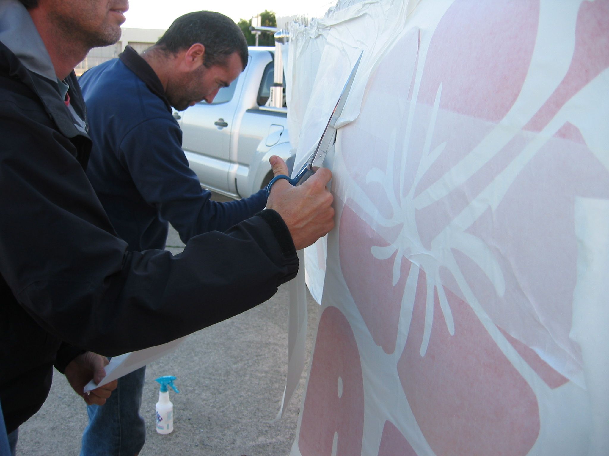 Apply Big Decals Without Wrinkles or Bubbles 12 Steps (with Pictures