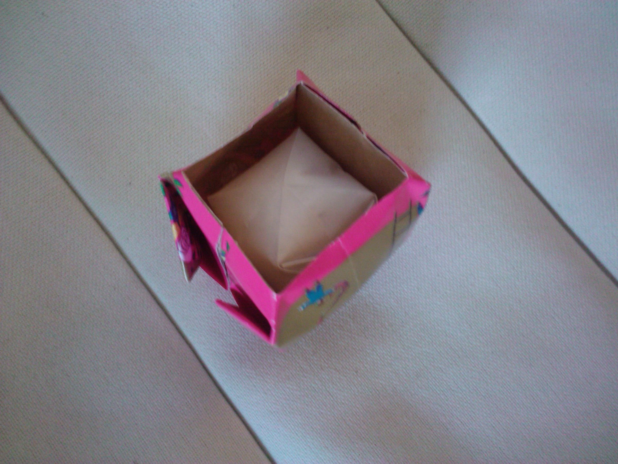 origami cat toy