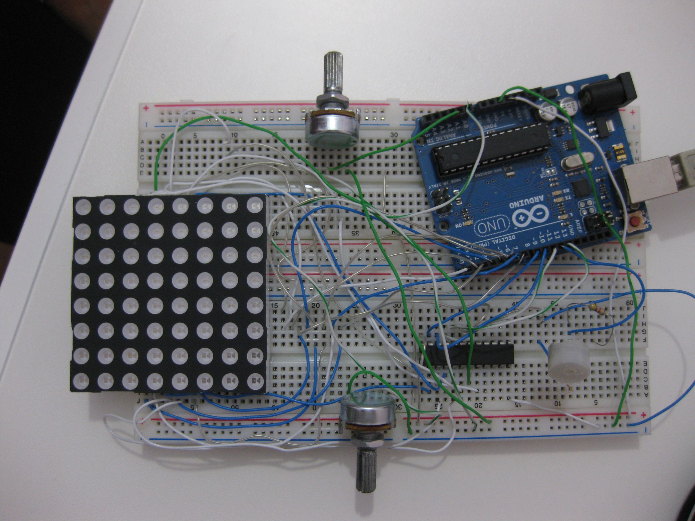 2-player pong game using arduino uno and 8x8 led matrix DIY Project DIY Project Image