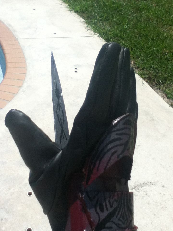 assassins creed hidden blade DIY Project DIY Project Image