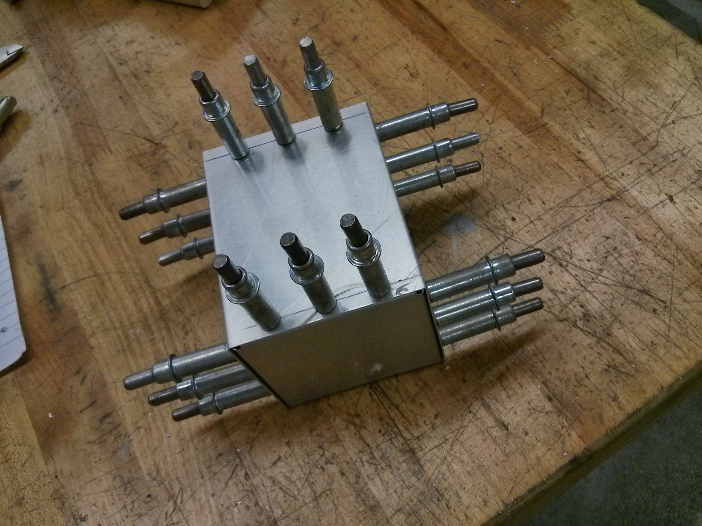 A Riveted Metal Box With Lid : 11 Steps - Instructables