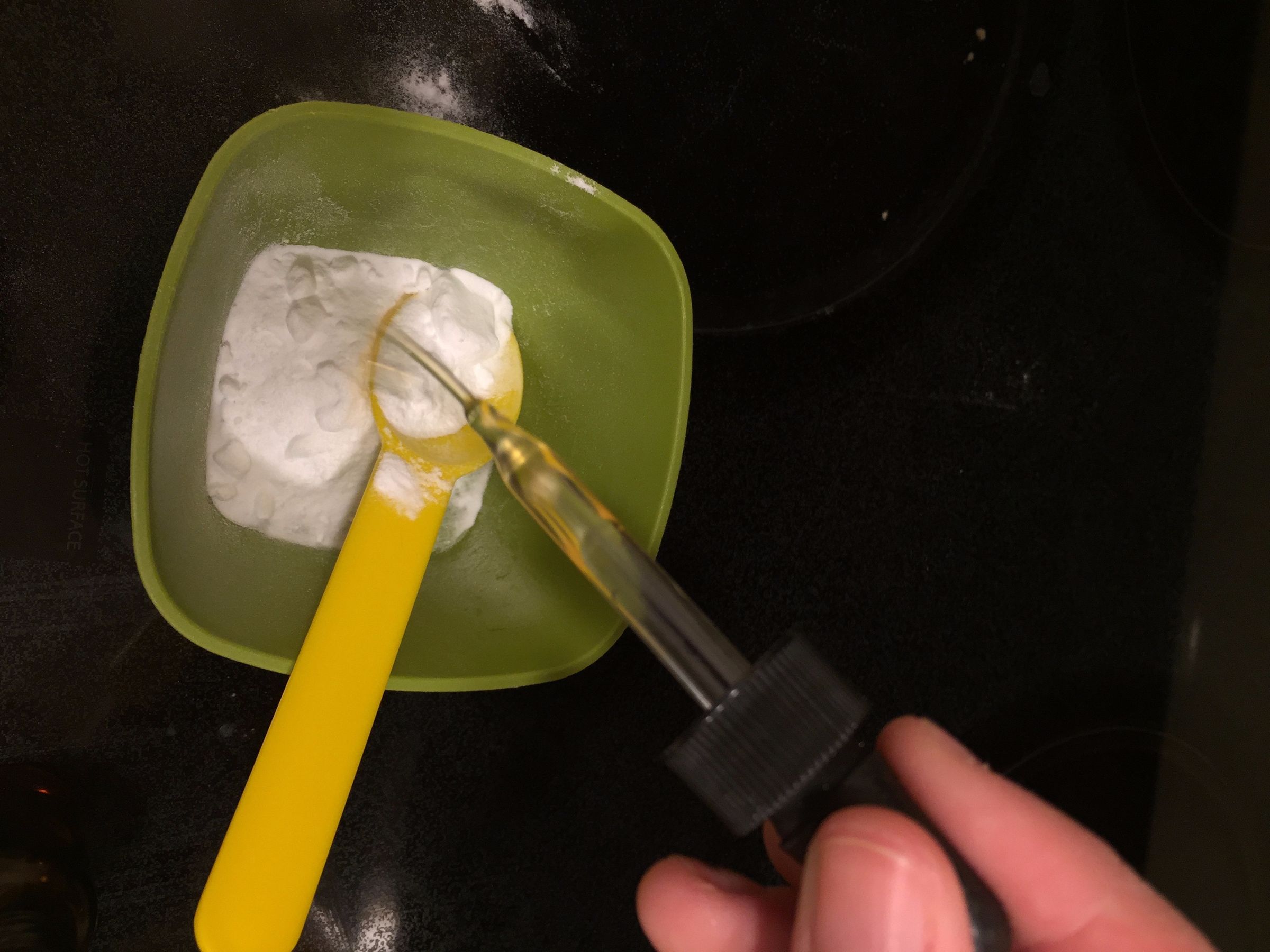 Baking Soda Lip Scrub 4 Steps (with Pictures) Instructables