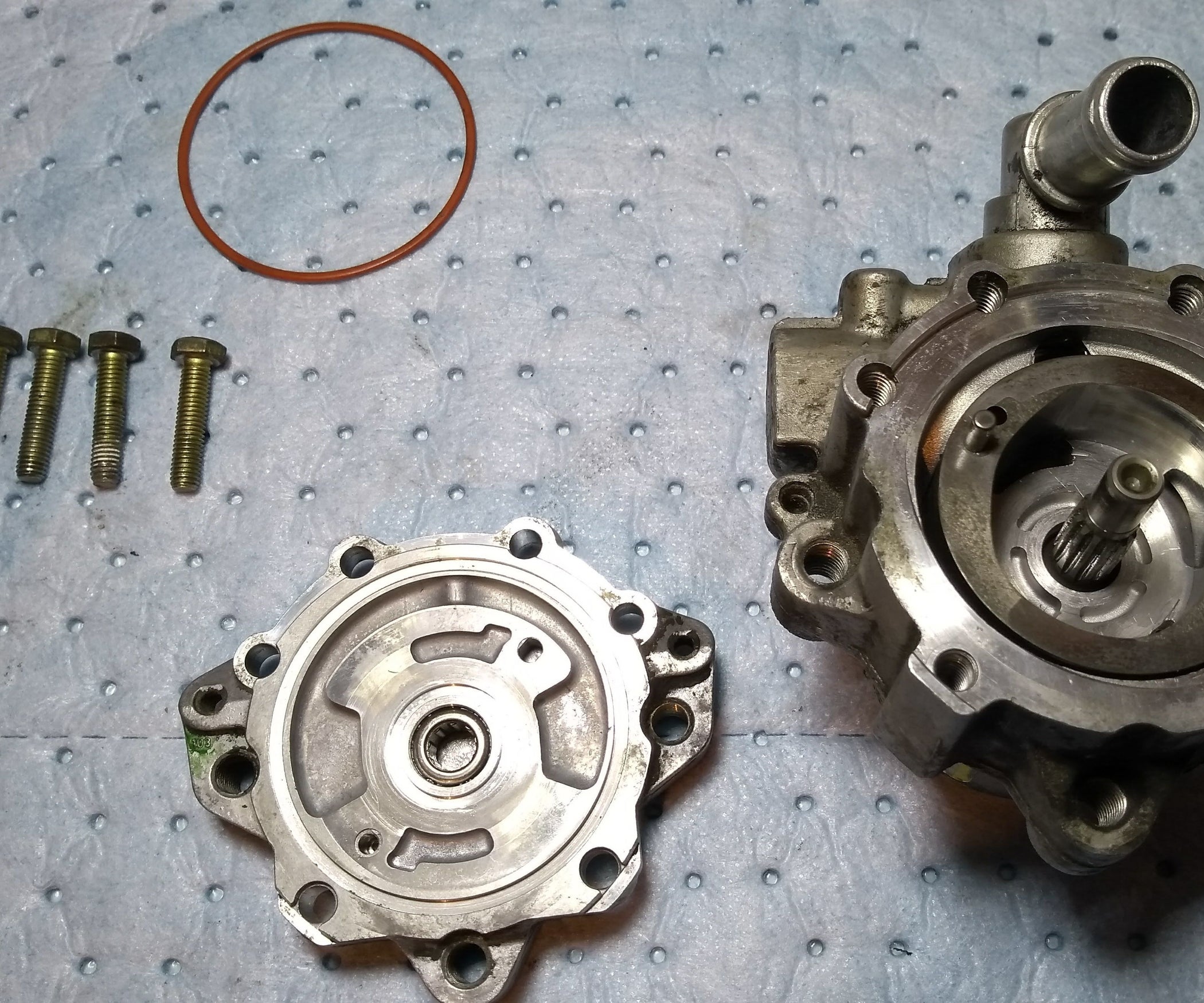 E46 M3 Powersteering Pumpe Teardown (semi Destructive) 6 Steps