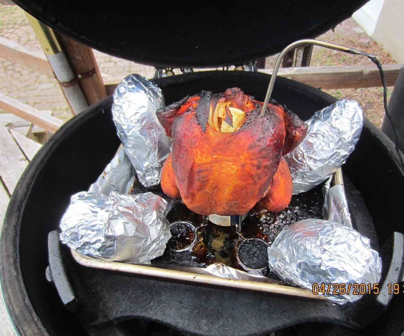 Beer Can Chicken in a Big Green Egg/ Kamado Joe Grill 5 Steps (with