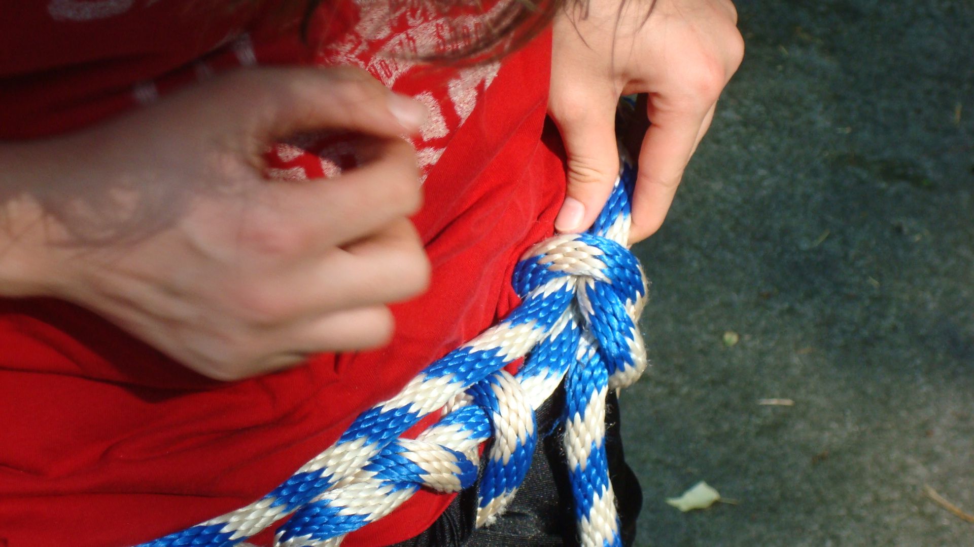 How to Climb a Tree (using Only Rope!) the Fun/simple Way 6 Steps