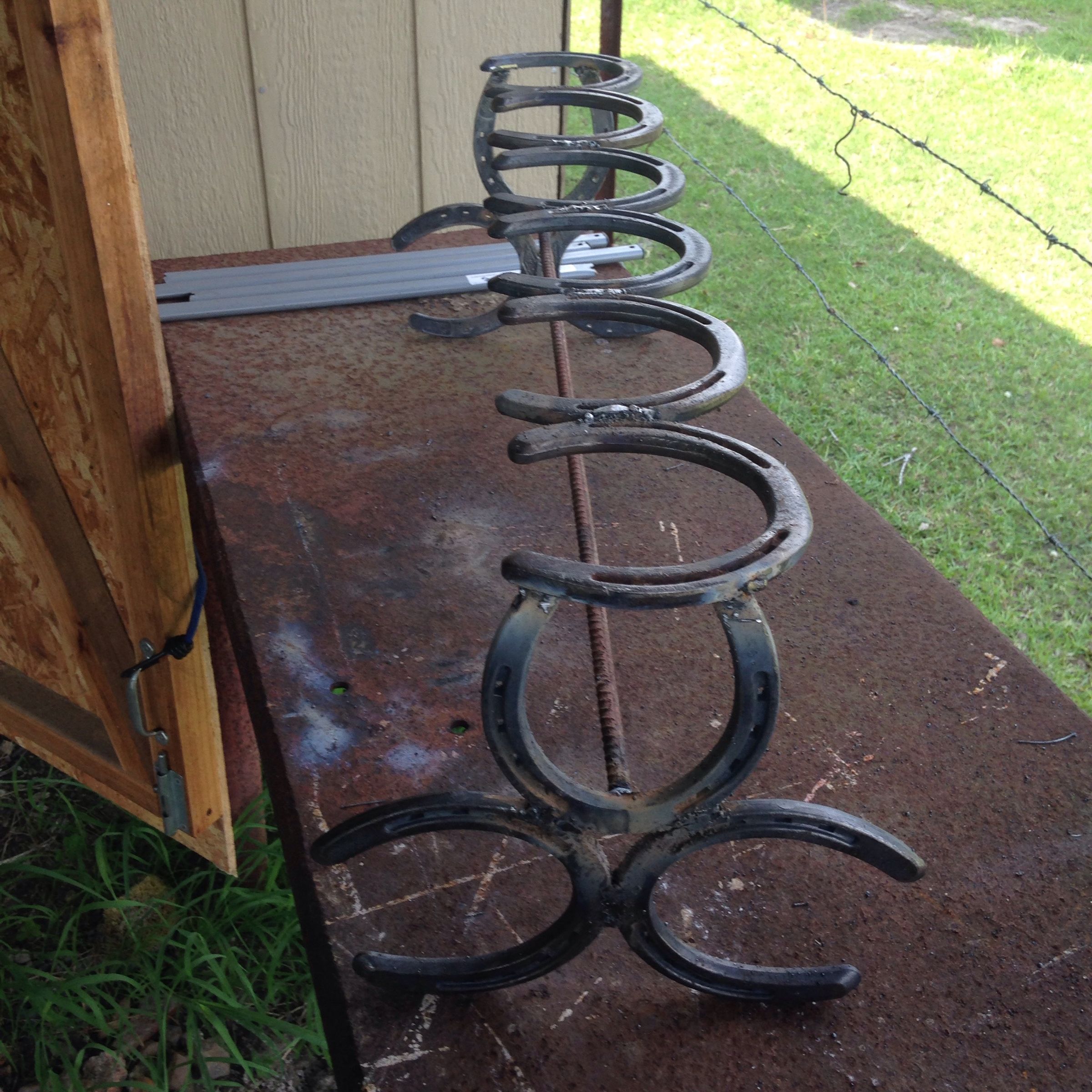 Horseshoe Boot Rack Plans