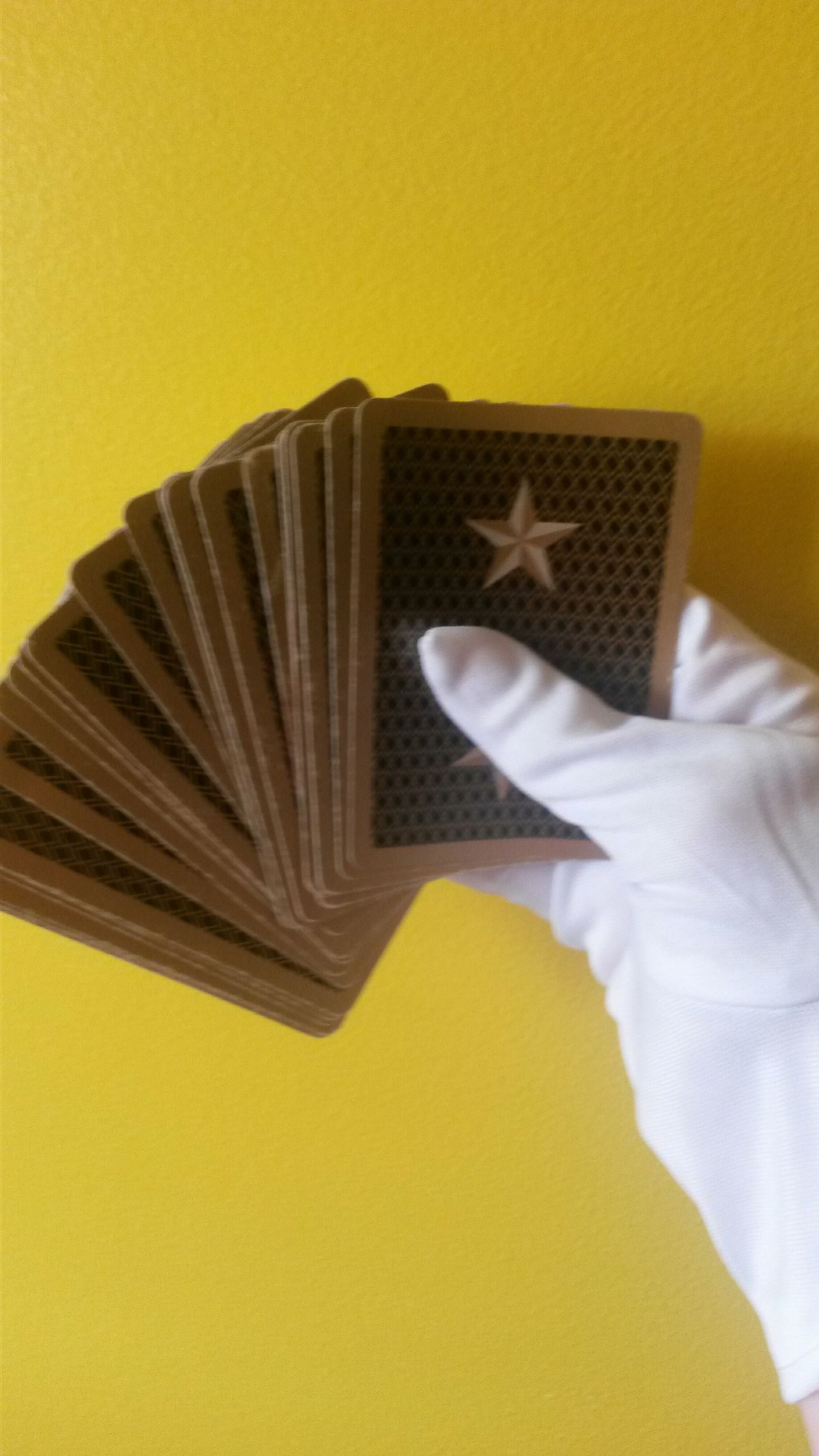 How to Throw Cards 4 Steps Instructables