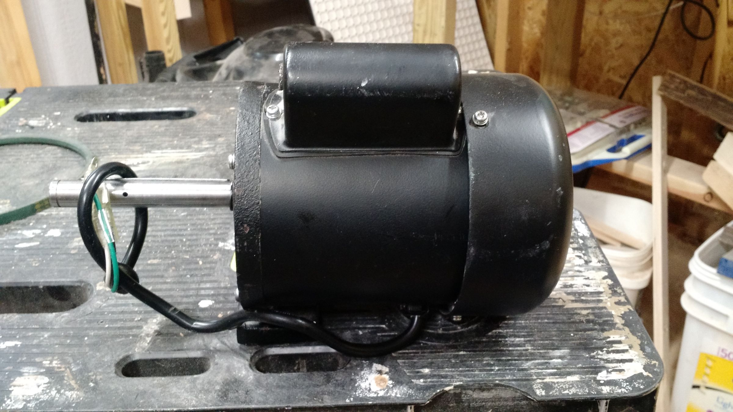 Replacing a Wood Lathe Motor With a Treadmill Motor 10 Steps (with