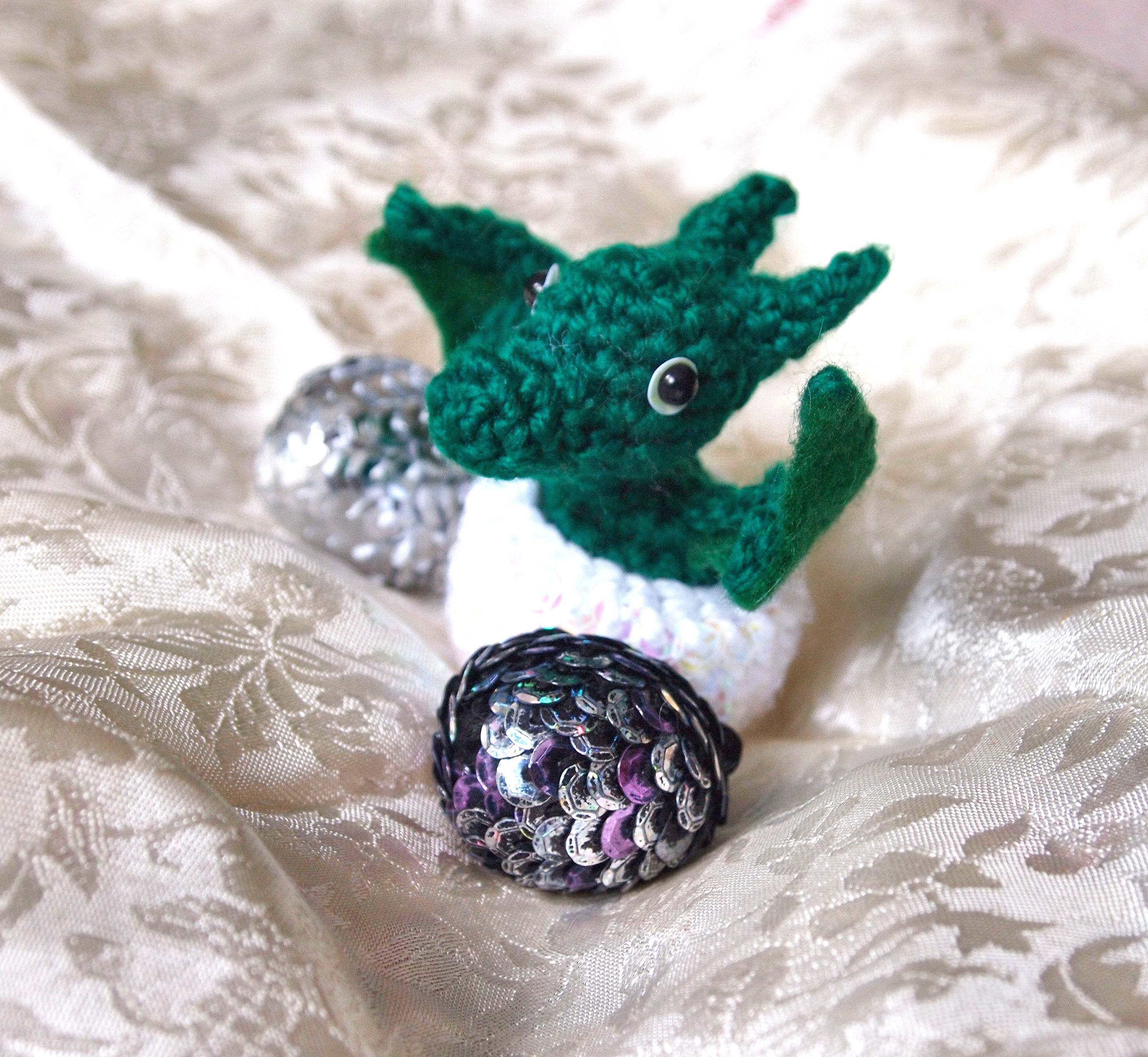 dragon egg bolsa crochet pattern