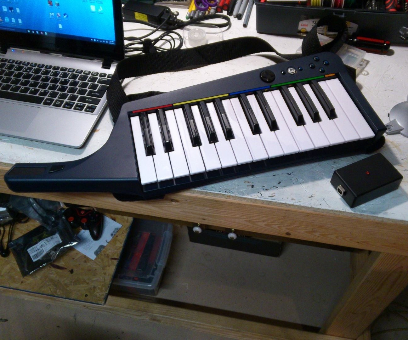 Wireless MIDI for Rock Band Keytar 5 Steps (with Pictures
