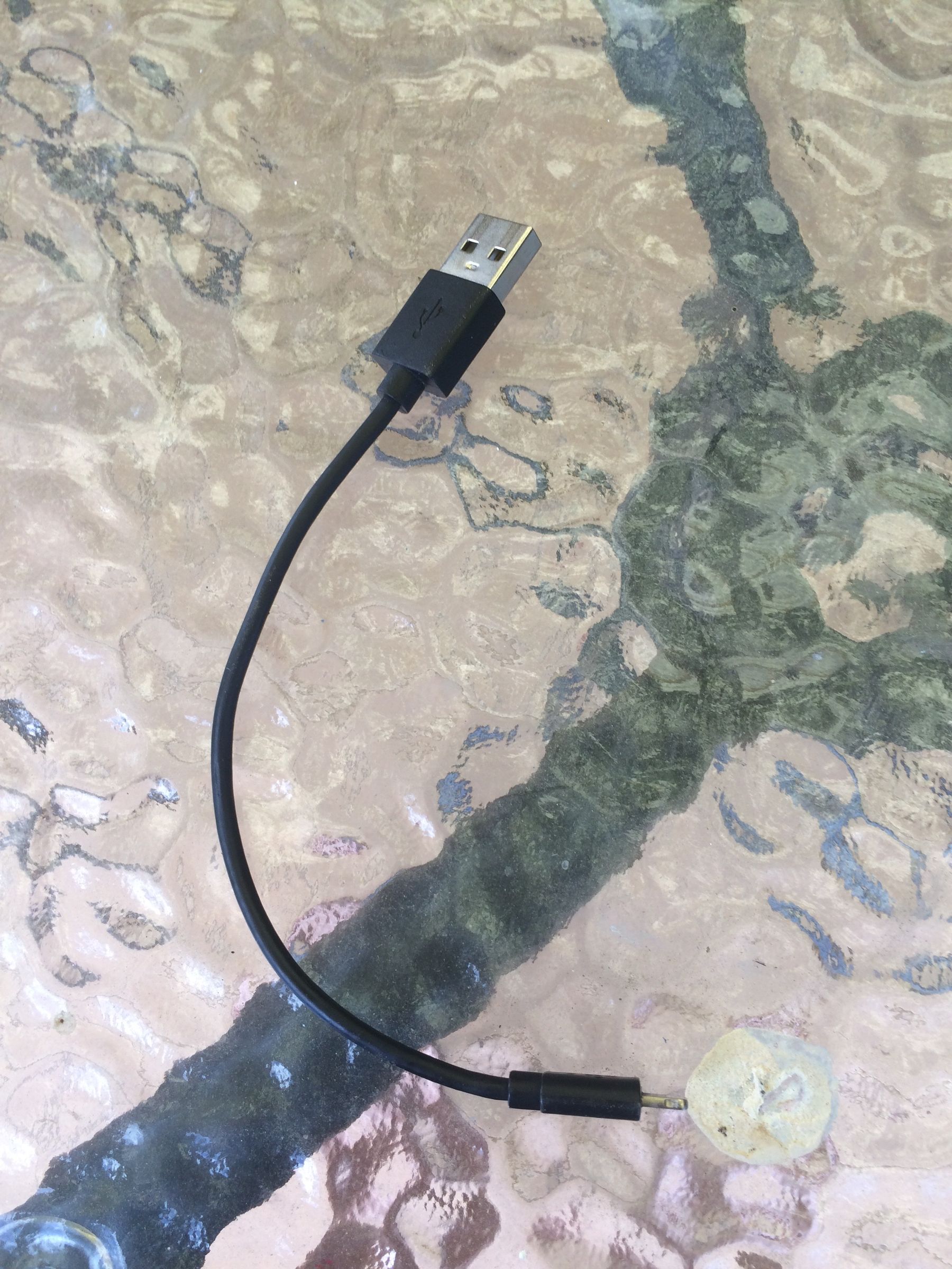 Make a Charger Case for Any Phone 4 Steps Instructables
