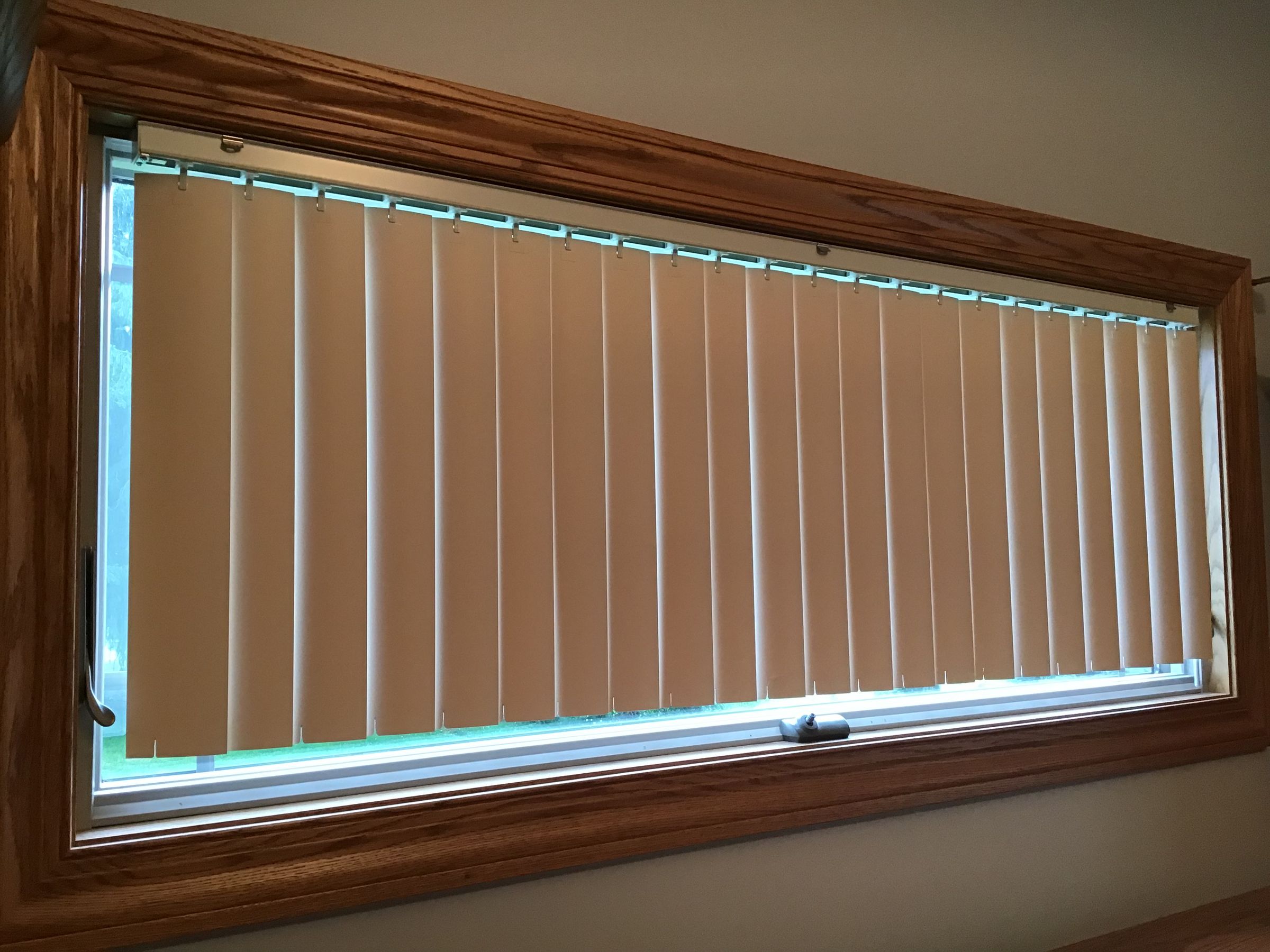 Sheer Fabric Covered Vertical Blinds : 7 Steps - Instructables