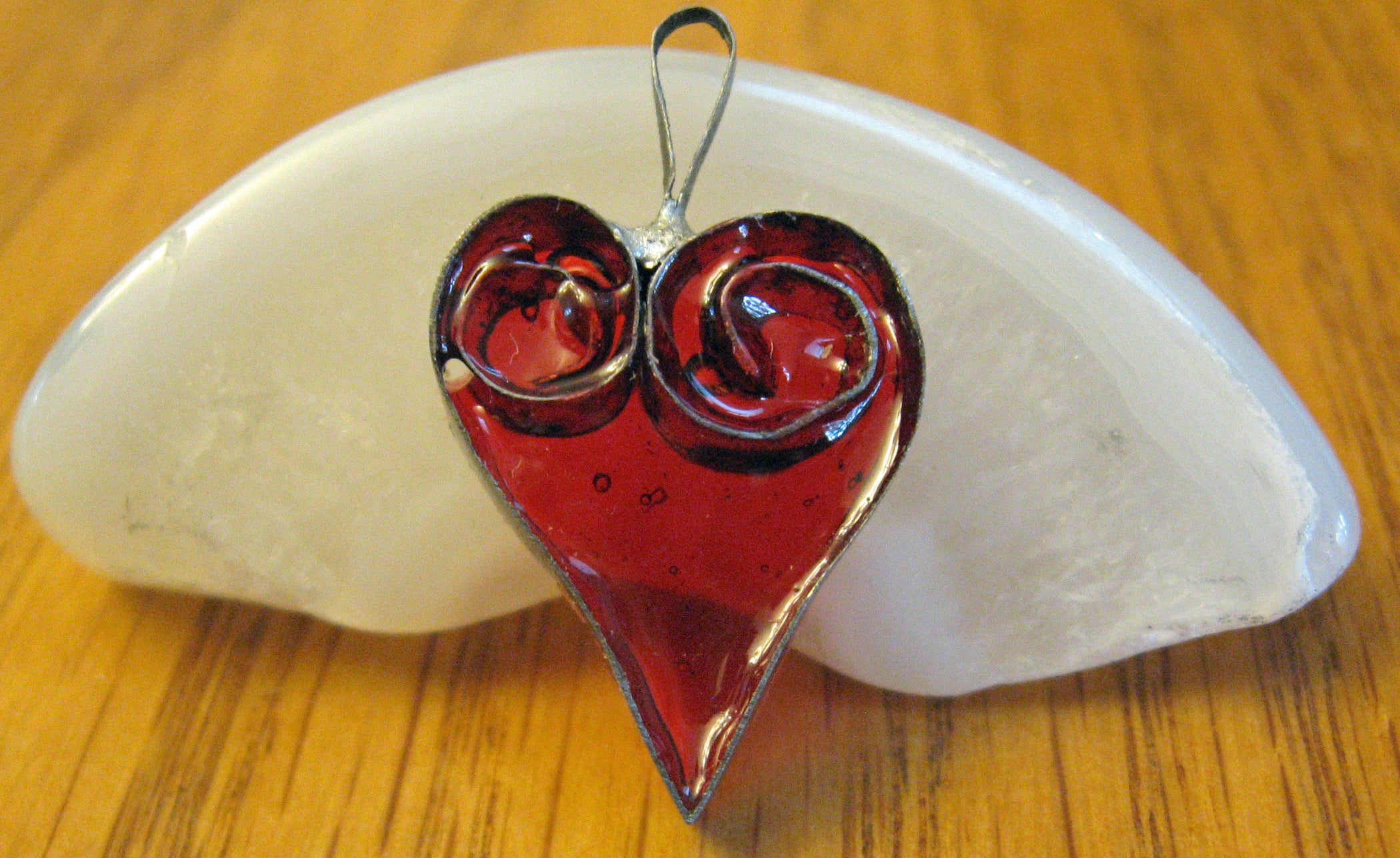 Tin Can Quilled (Filagree) Heart Pendant 4 Steps (with Pictures