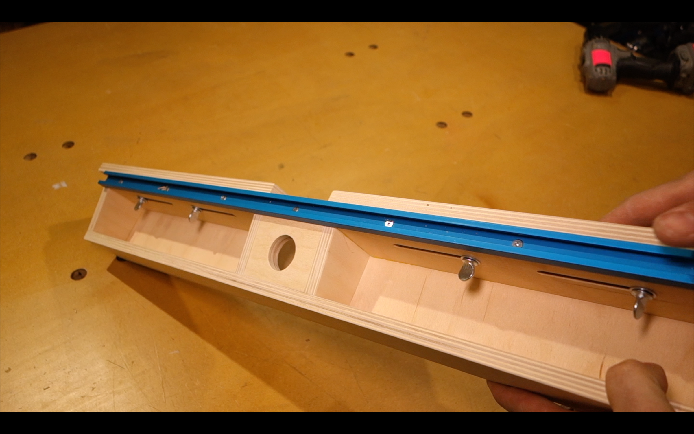 Make It Adjustable Router Fence 7 Steps (with Pictures) Instructables