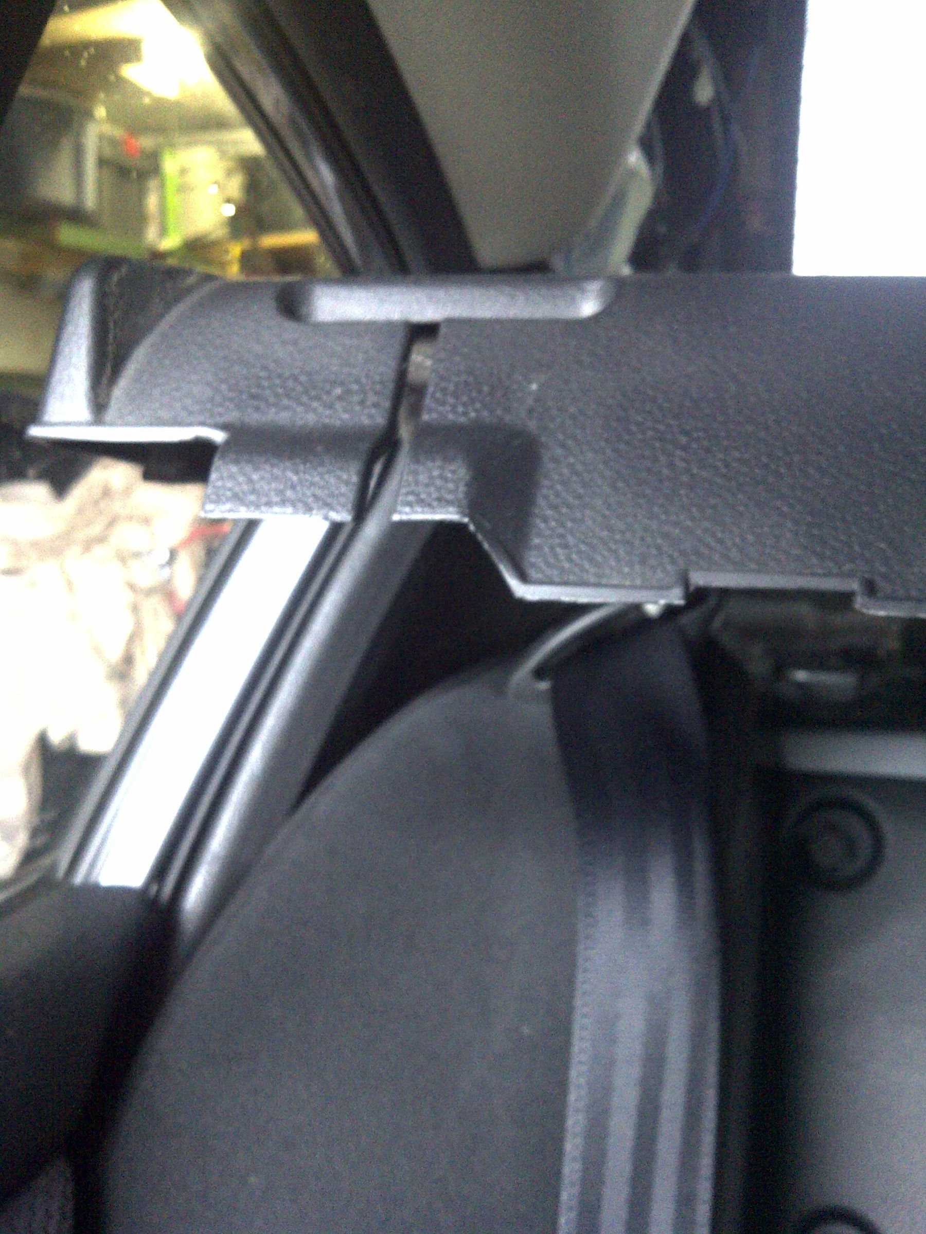 Replace Rear Nissan Altima Speakers 7 Steps Instructables