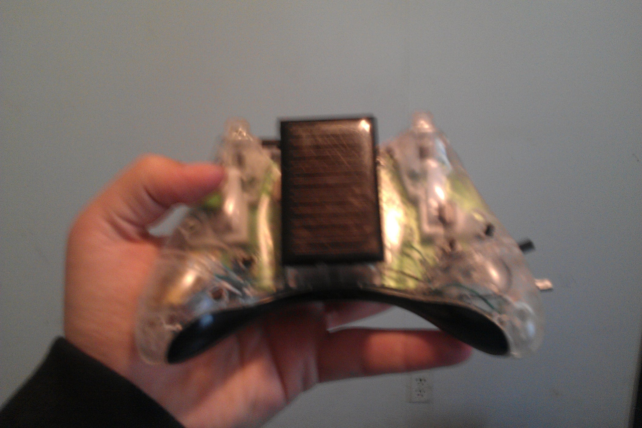 Make a Solar Rechargeable Xbox 360 Controller. 6 Steps Instructables