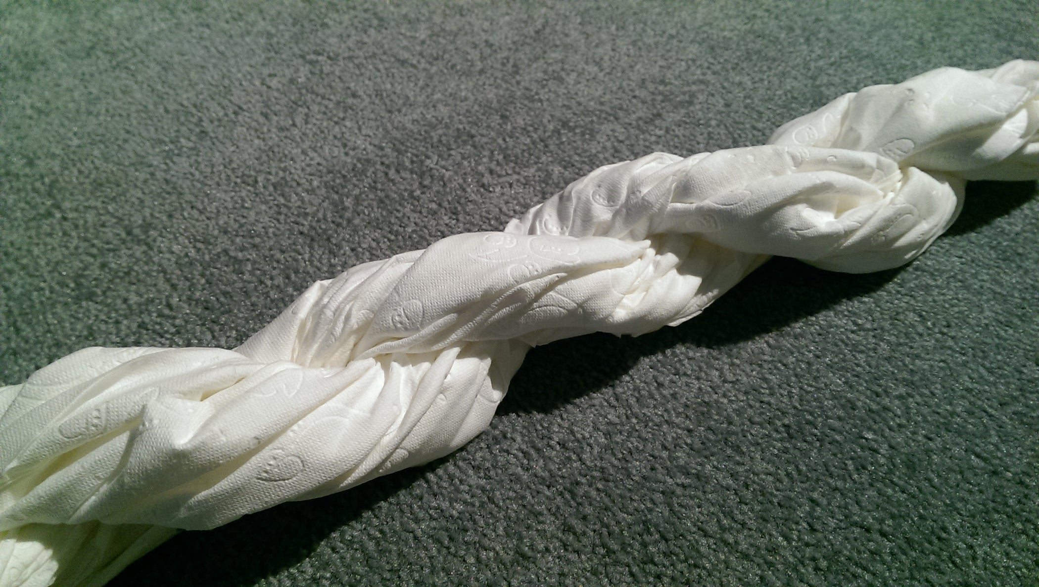 Toilet Paper Rope! 4 Steps Instructables