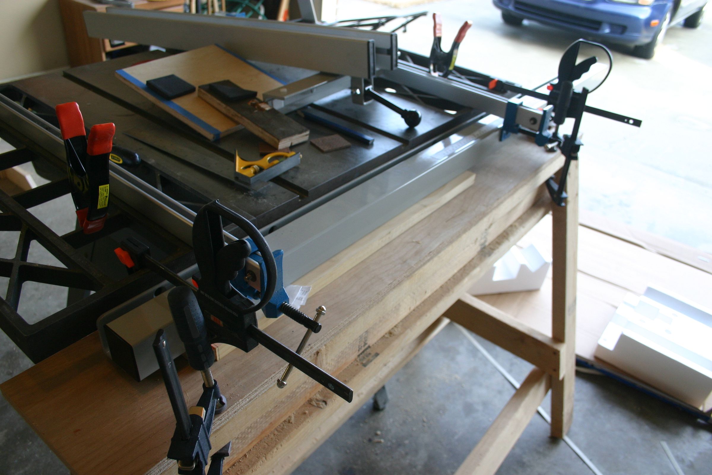Retrofitting a Delta T2 Fence to a Craftsman Table Saw 7 Steps