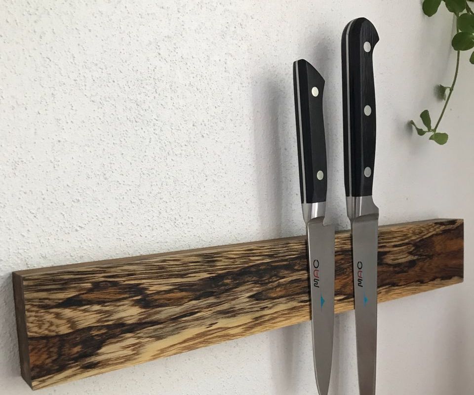 Decorative Knife Magnet 