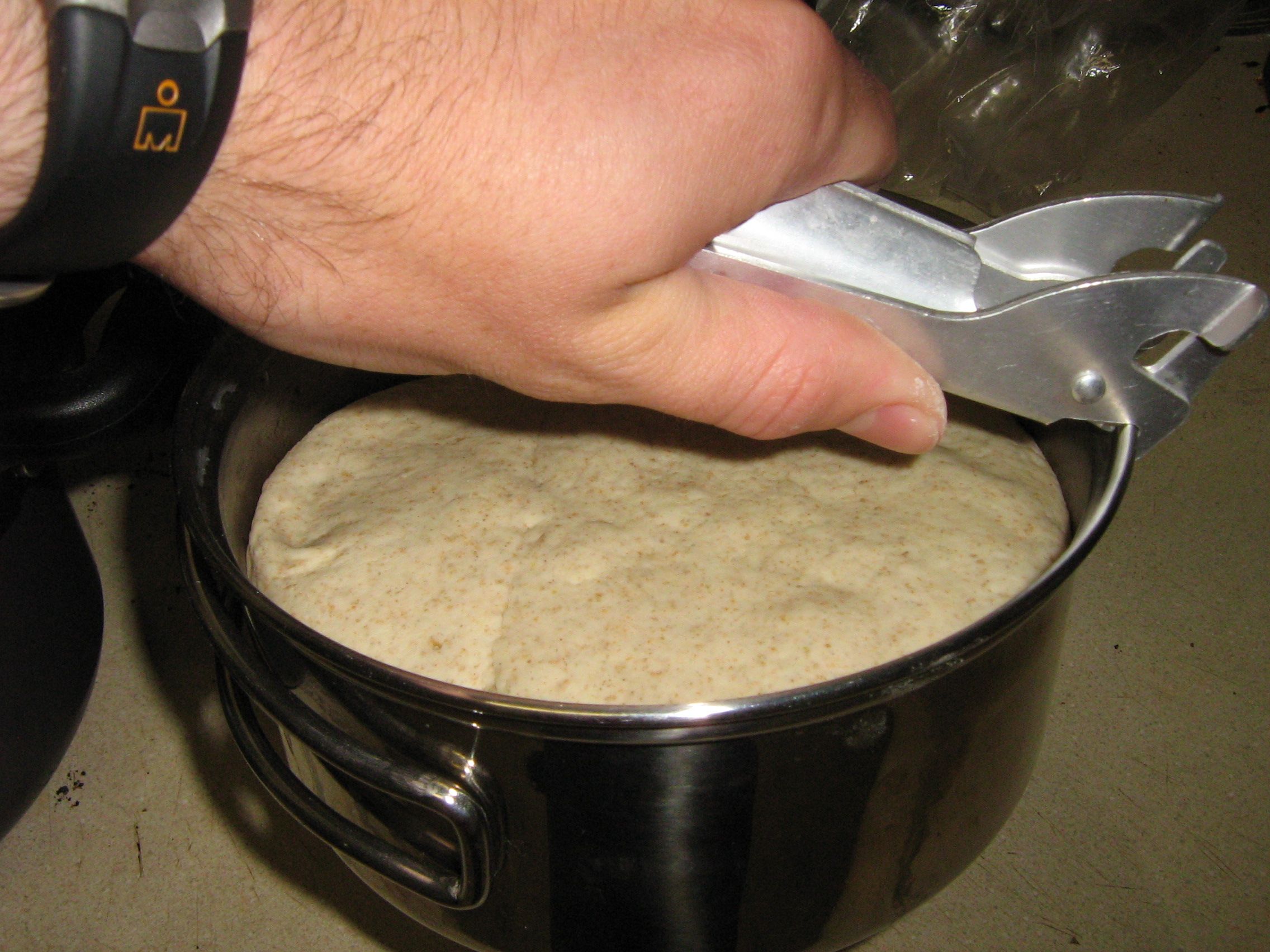 Easy Bread Anywhere "Baking" Bread in a Pressurecooker 6 Steps