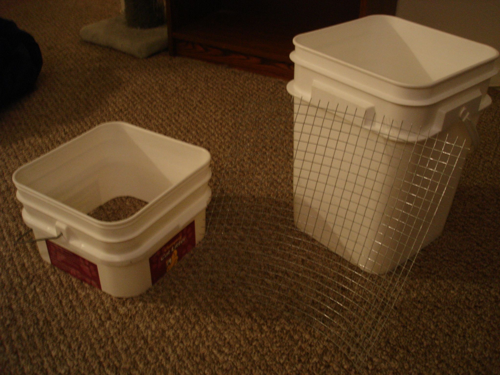 Diy Cat Litter Box Sifter / 1 A litter box that looks like a vintage piece of furniture and