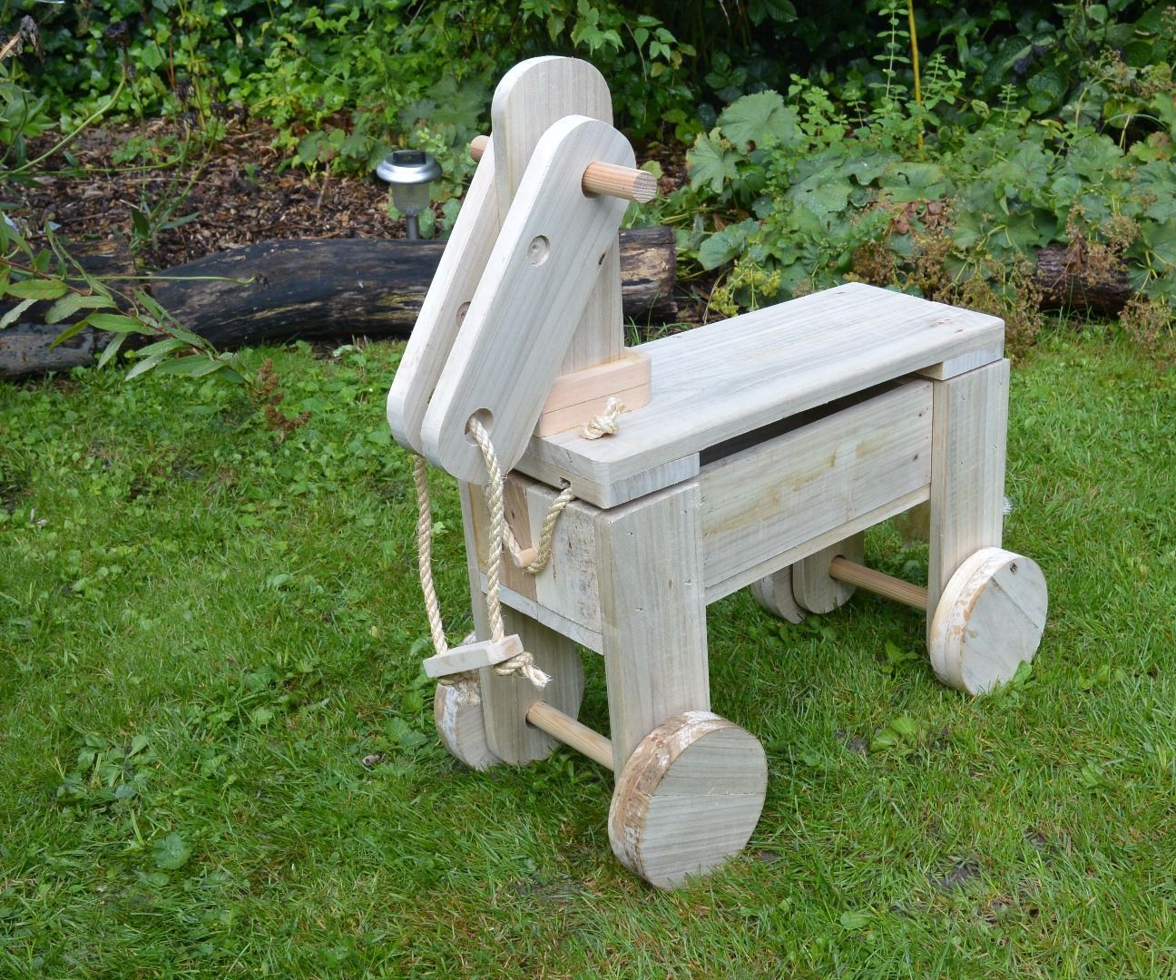 a pallet horse... DIY Project DIY Project Image