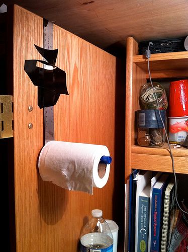 DIY guide for Tissue Mount (Dorm Life) with step-by-step instructions
