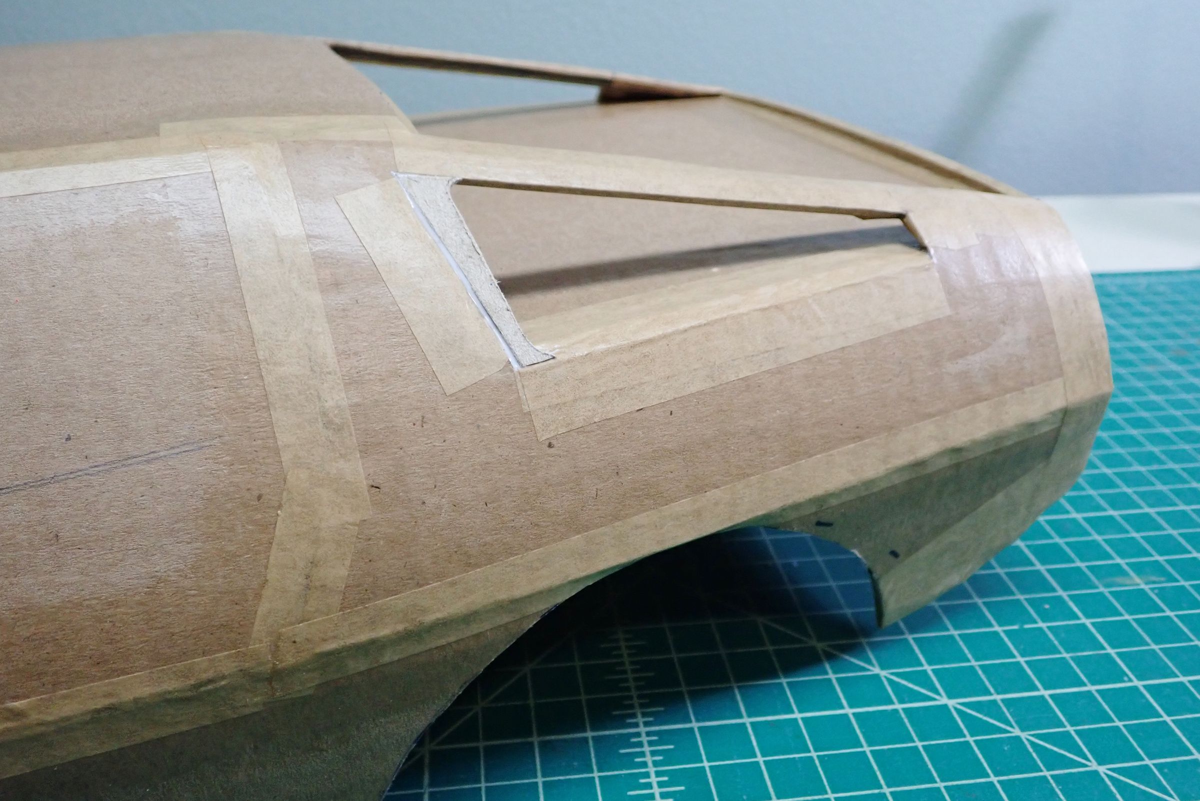 Make a Cardboard DeLorean RC Body 16 Steps (with Pictures