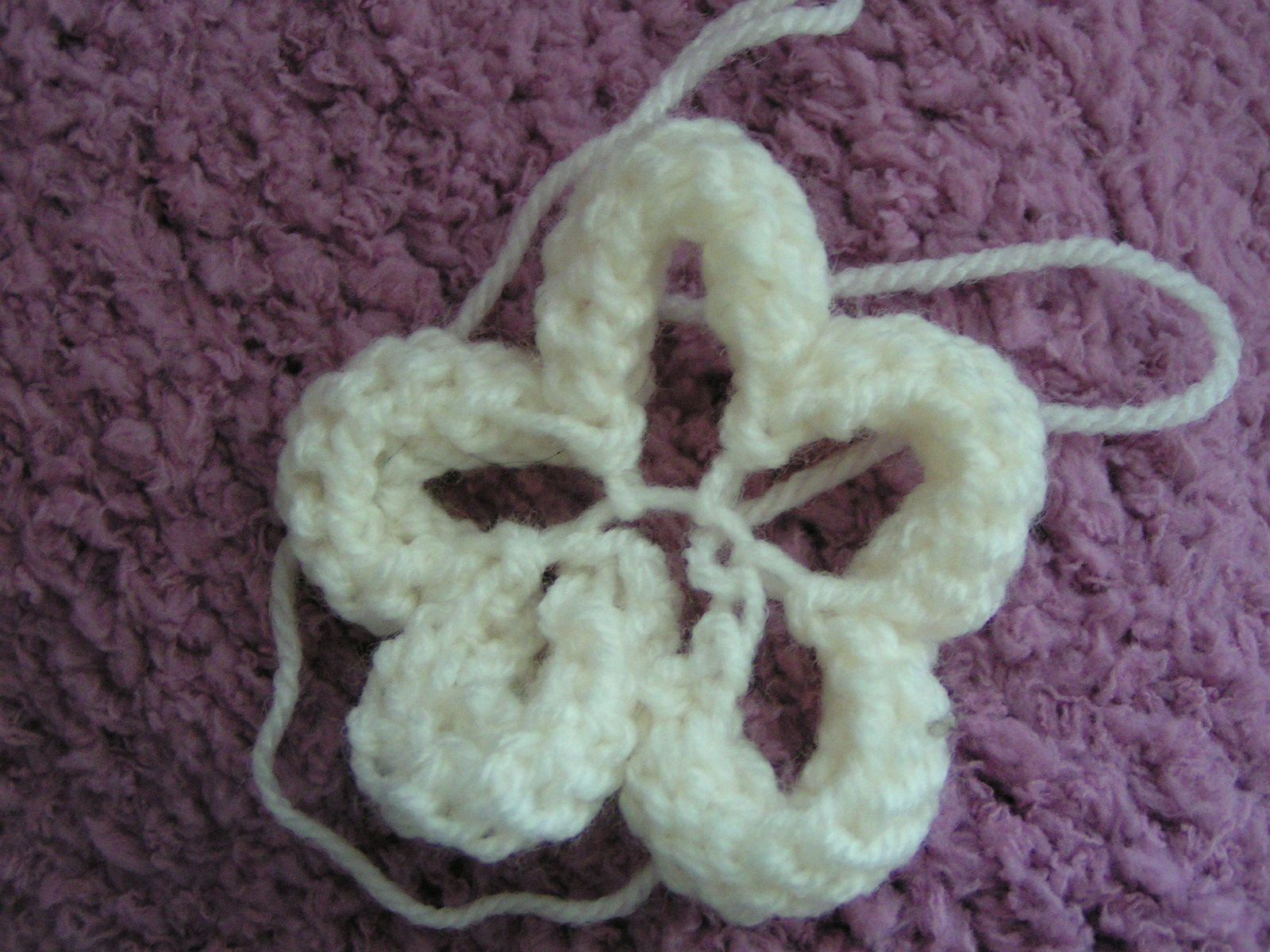 A Flowered Baby Blanket. 5 Steps Instructables